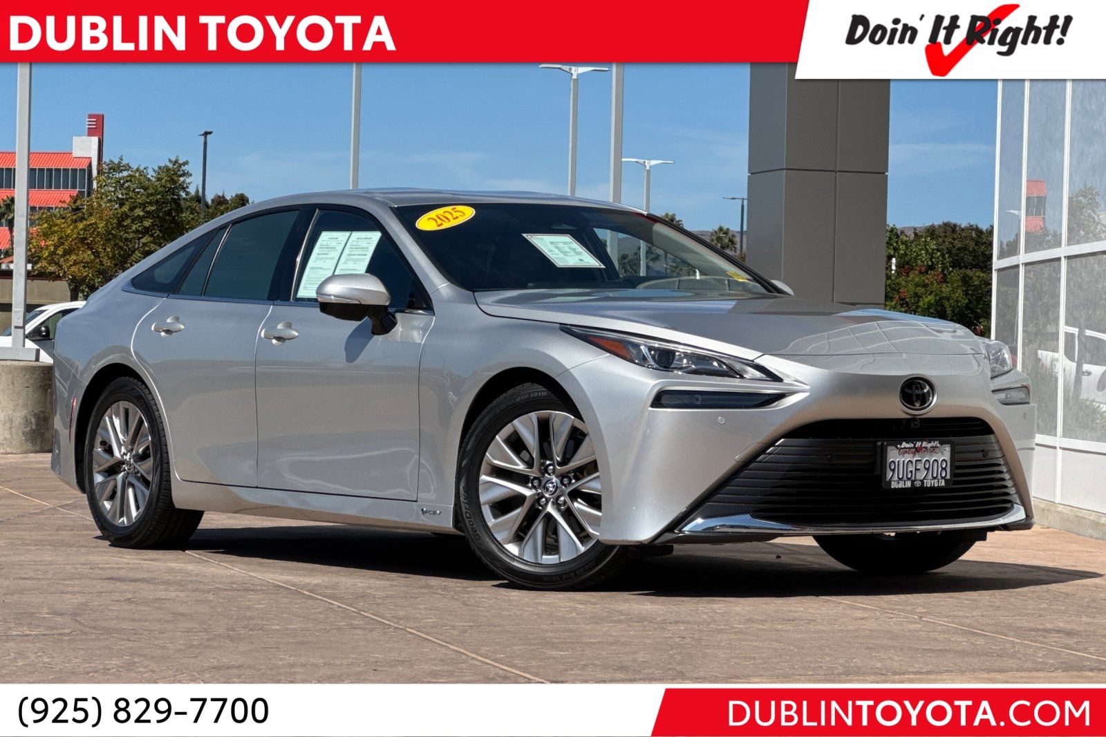  2025 Toyota Mirai XLE FWD   