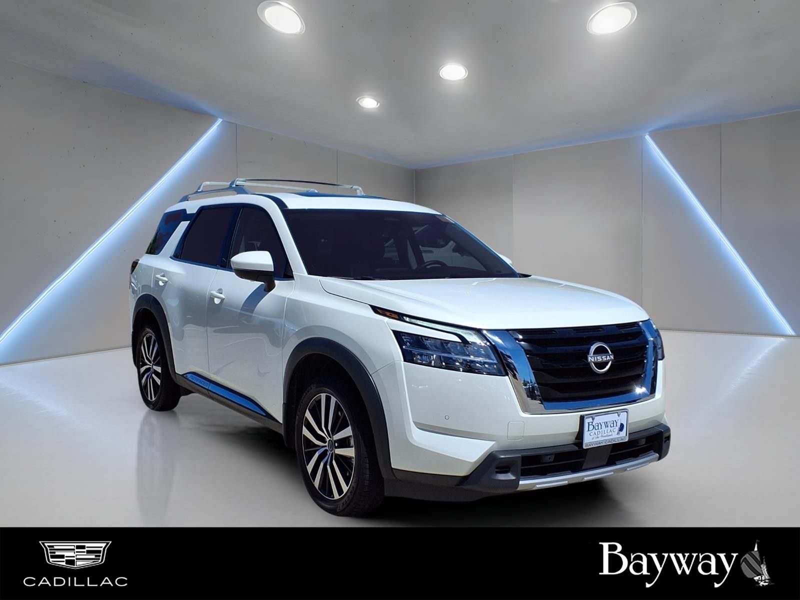 2023 Nissan Pathfinder Platinum White at Central Houston Nissan