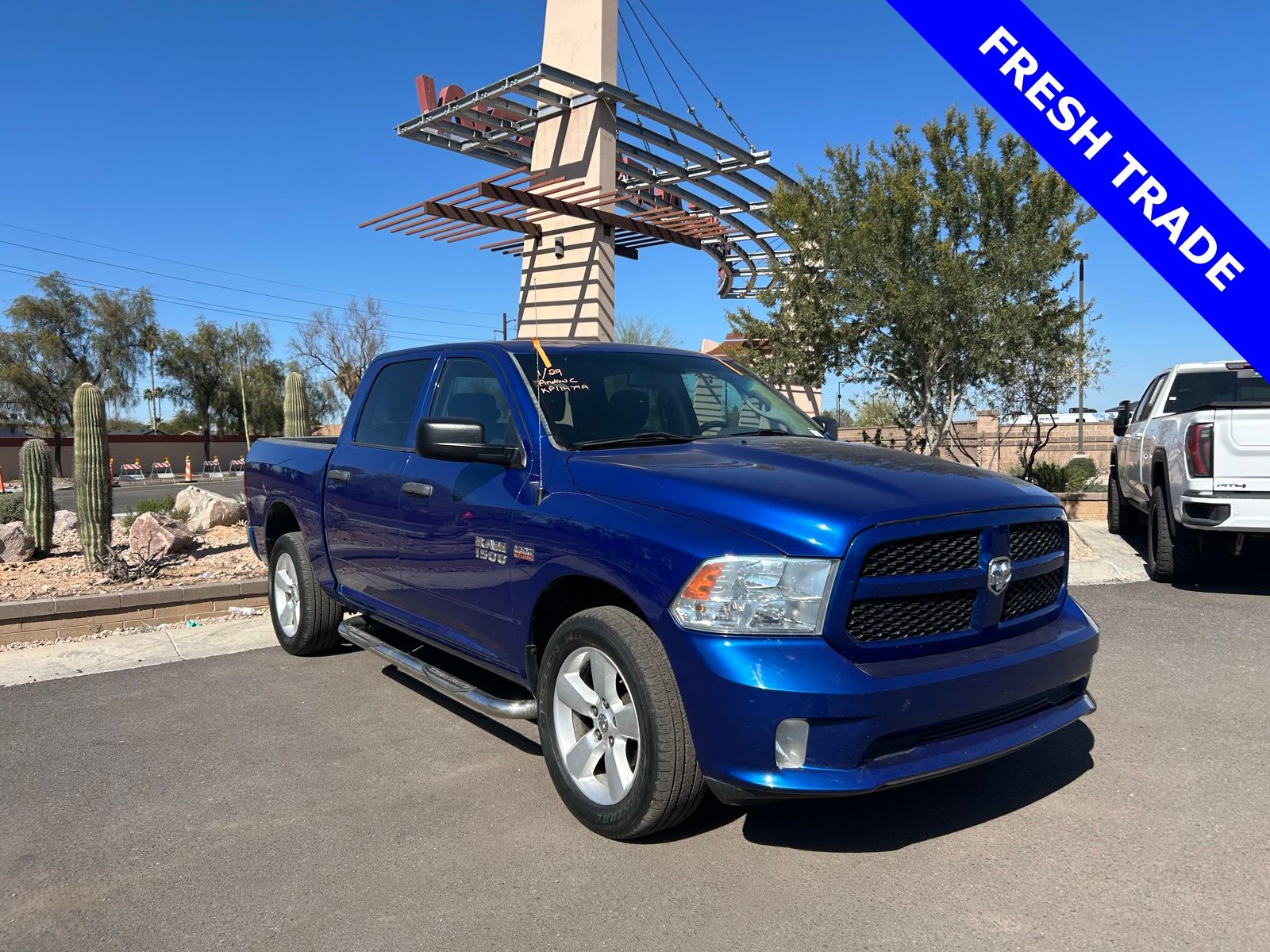 2016 RAM 1500 Express Crew Cab 4WD