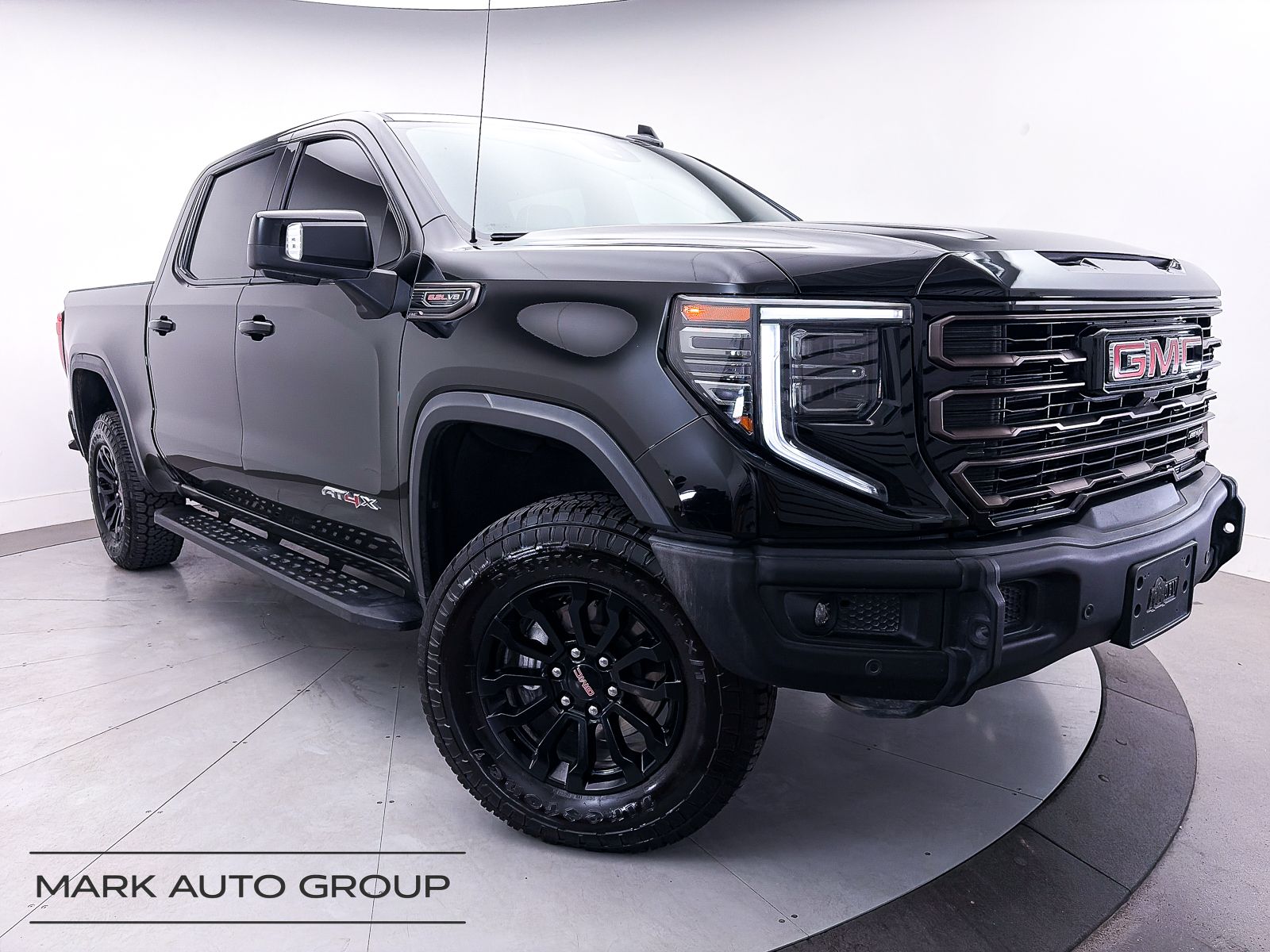 2023 GMC Sierra 1500 AT4X