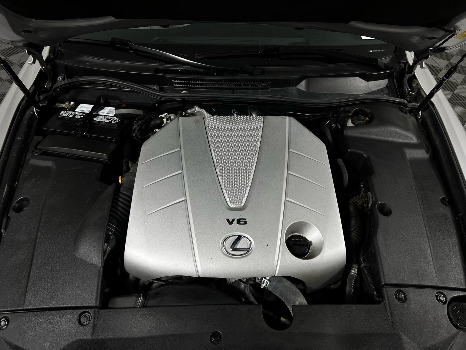 Thumbnail: 2013 Lexus IS - 9