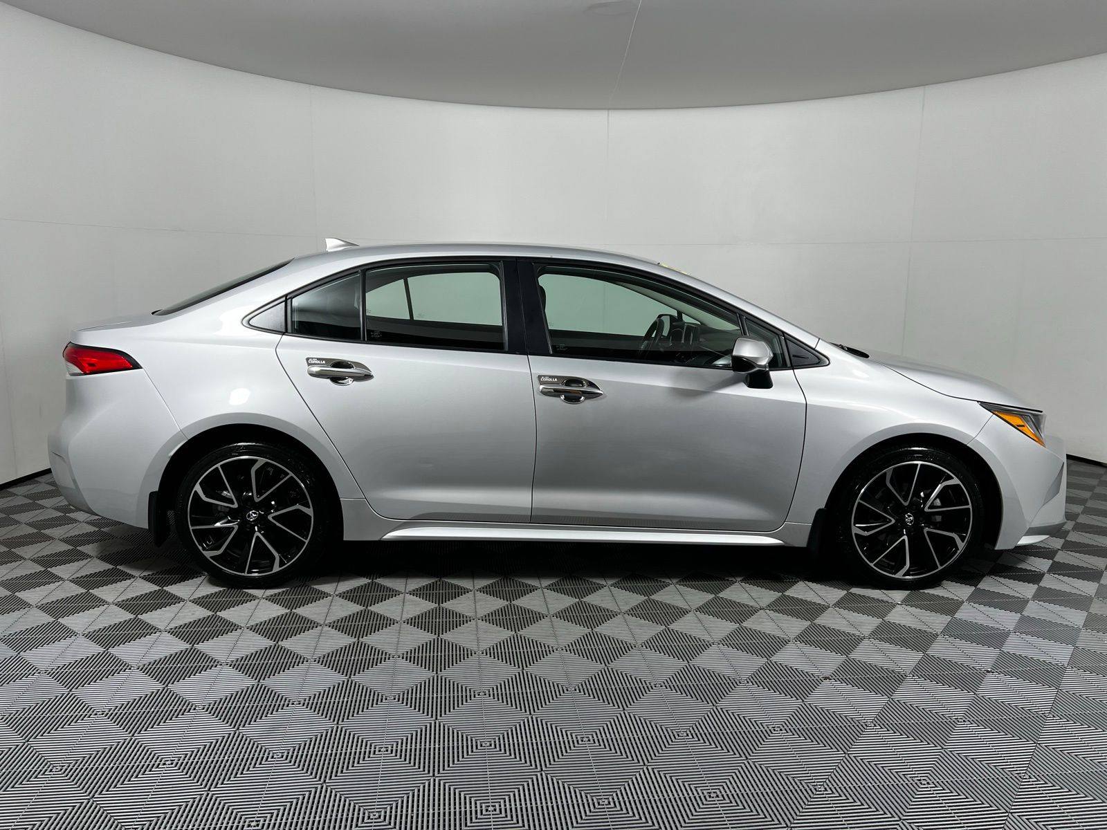 Thumbnail: 2024 Toyota Corolla - 4