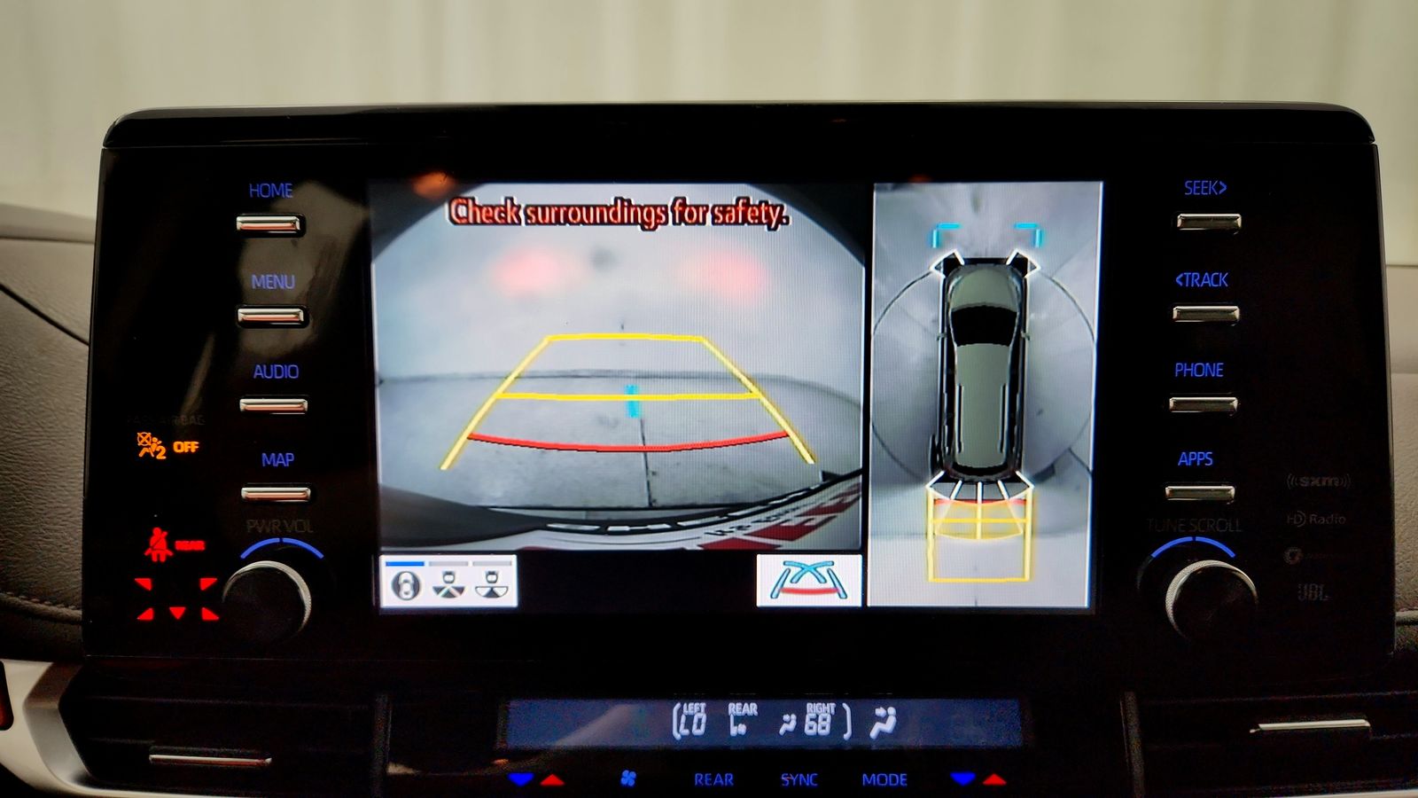 Used 2024  Toyota Platinum image 33