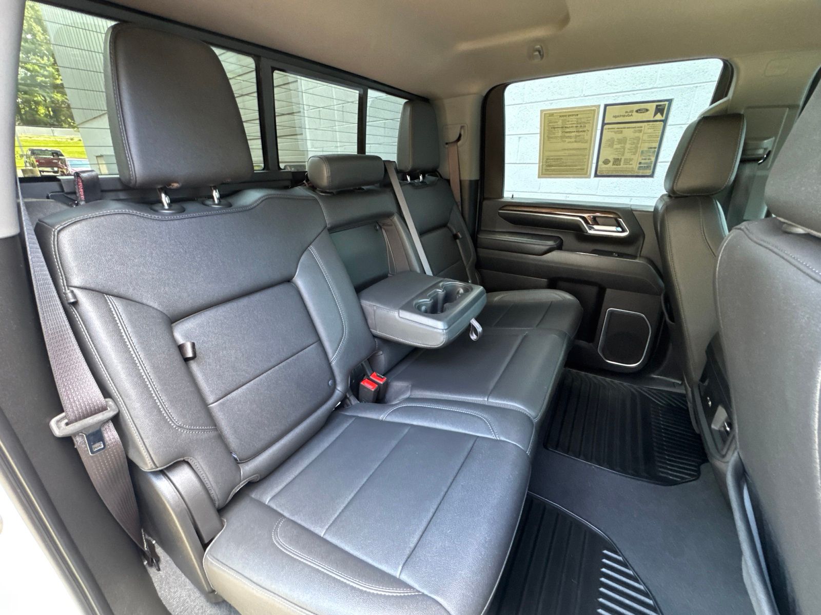 Used 2024 Summit White Chevrolet LT image 25