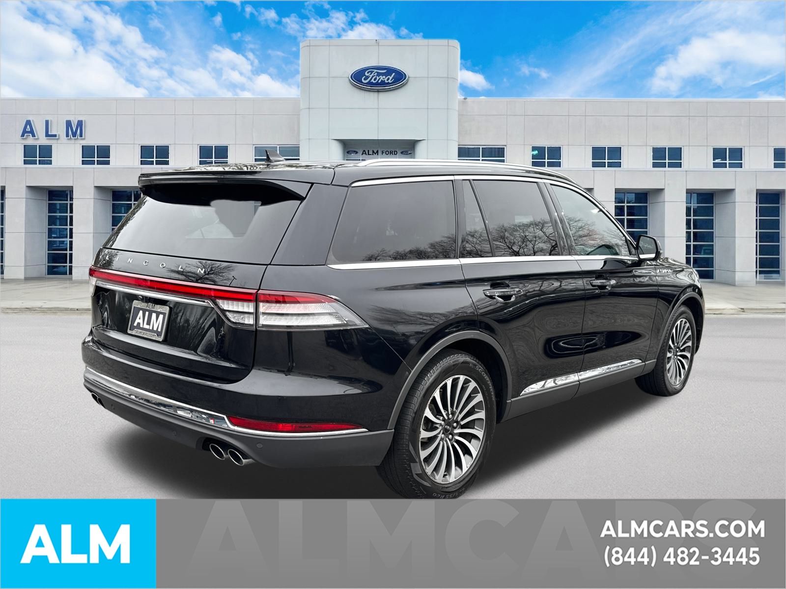 Used 2023 Black Metallic Lincoln Reserve image 5