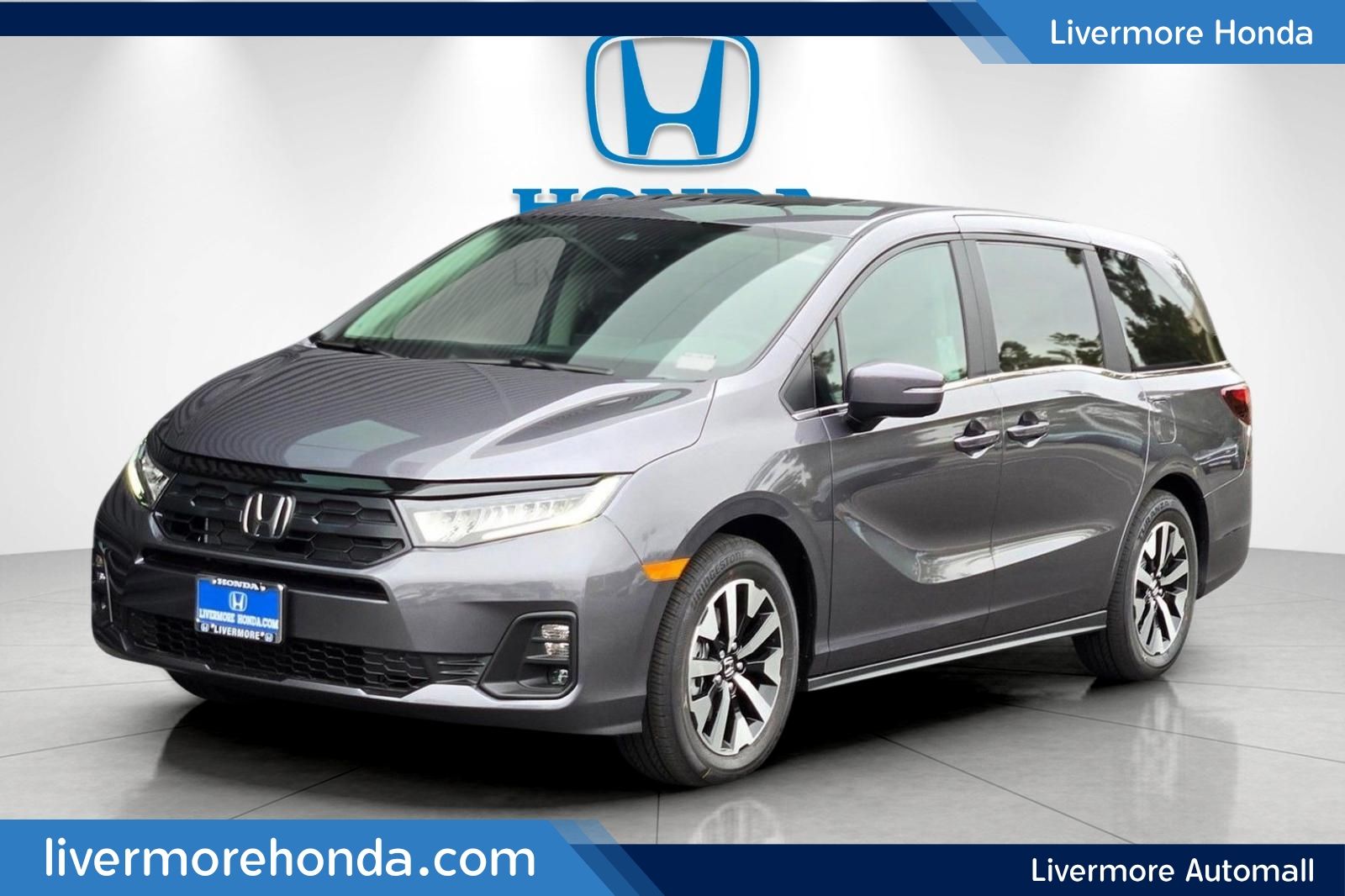 Gray (Modern Steel Metallic) 2026 Honda Odyssey Minivan Front-Wheel Drive Automatic