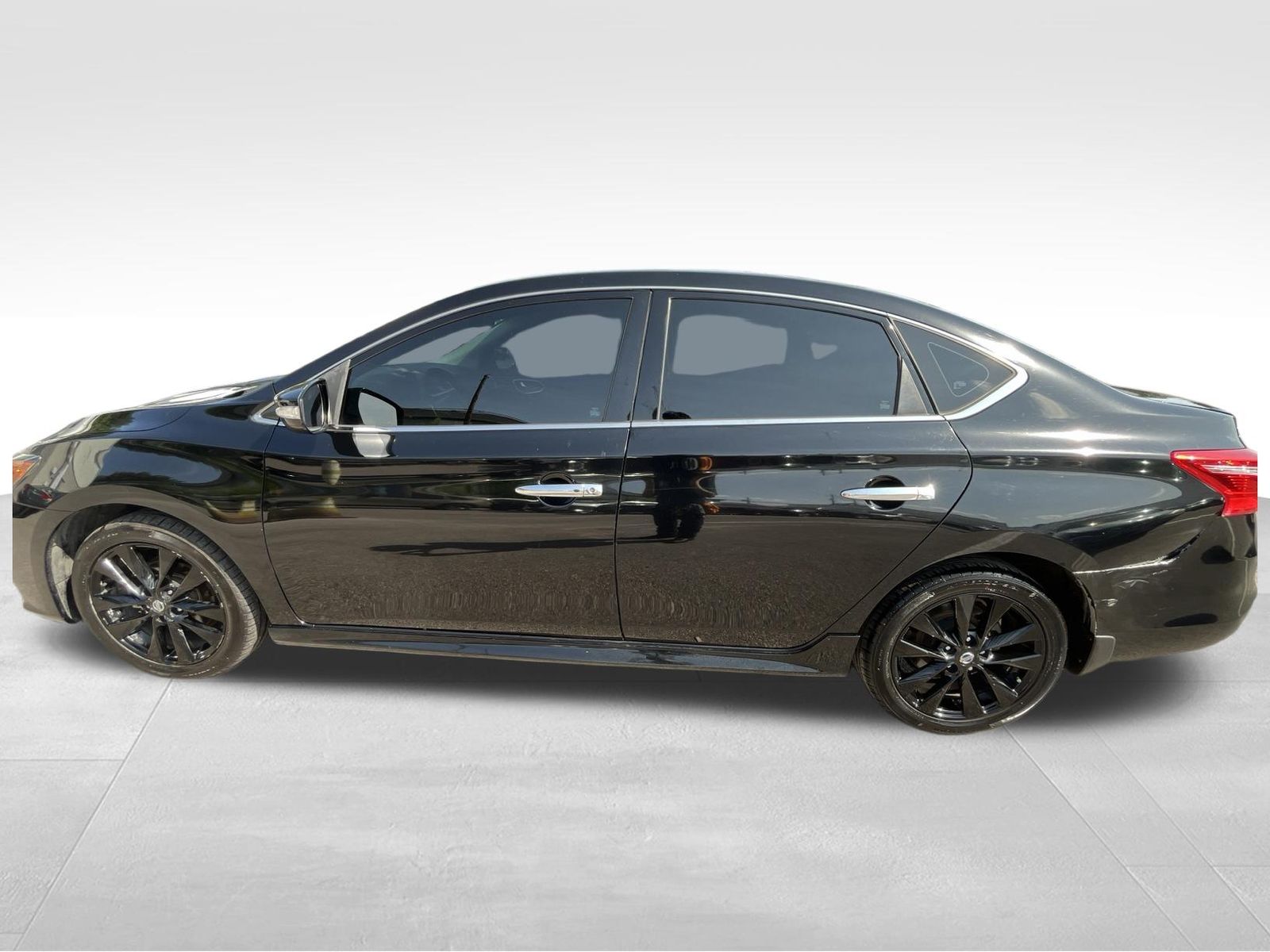 Used Car 2018 Nissan Sentra  Sr For Sale Under $12,000 In Austin, Texas