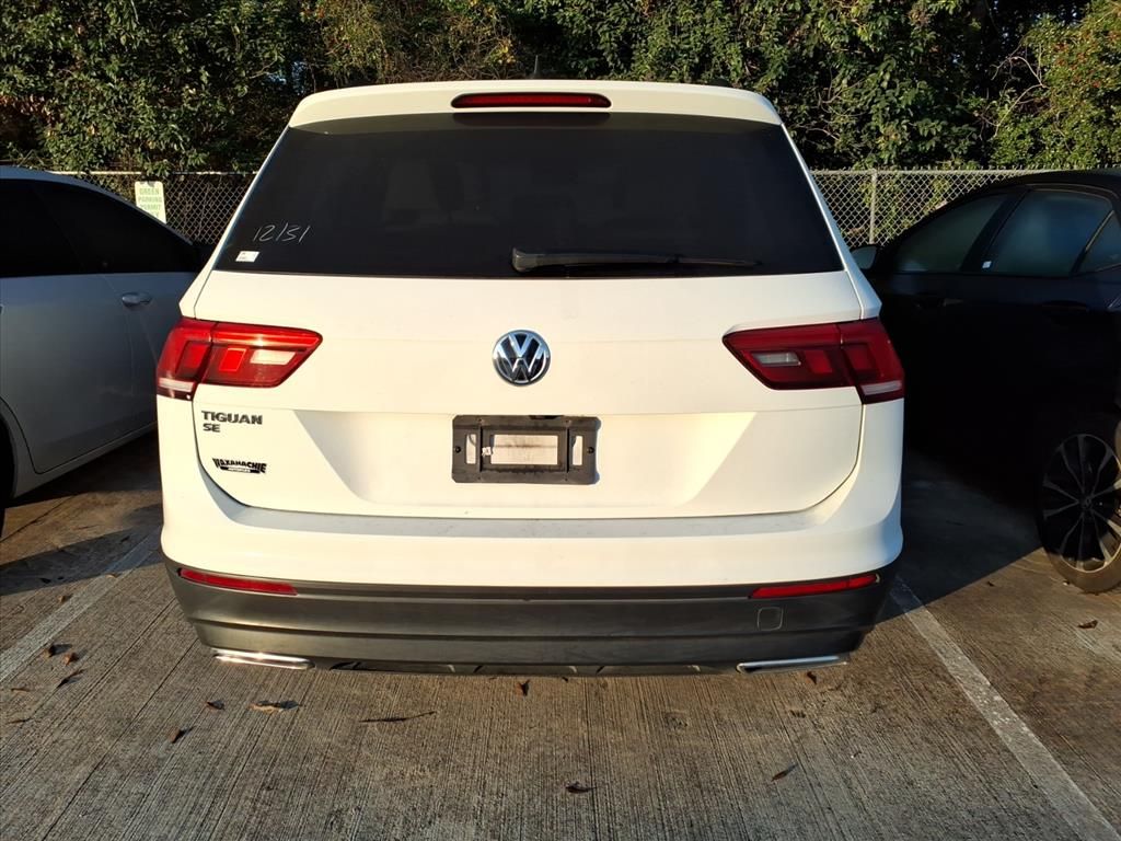 2019 Volkswagen Tiguan 2.0T SEL White at Autostrade