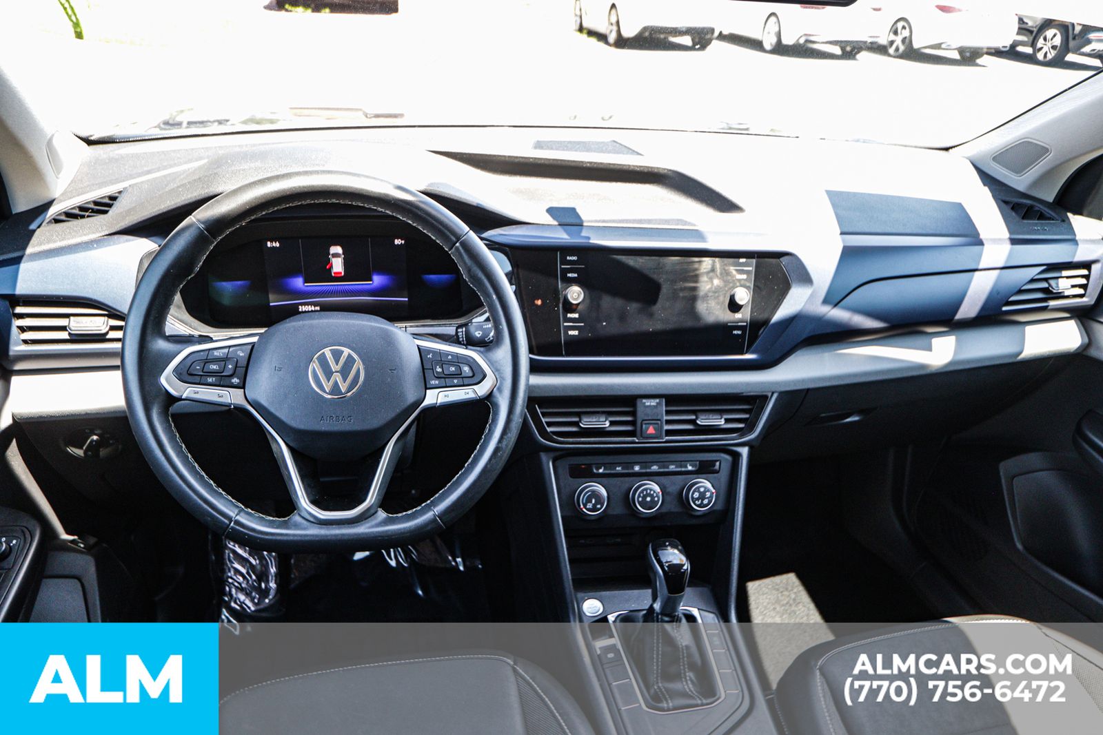 2022 Volkswagen Taos SE photo 24