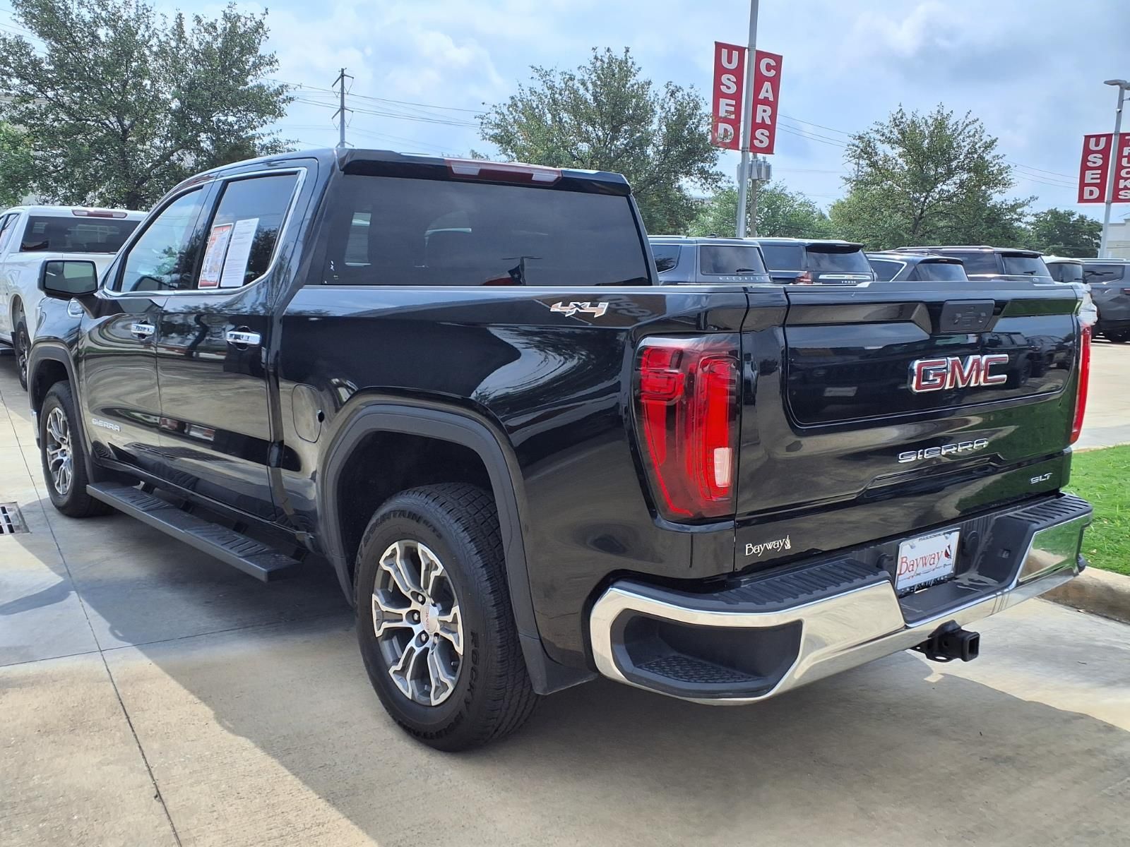 2025 GMC Sierra 1500 SLT - 7