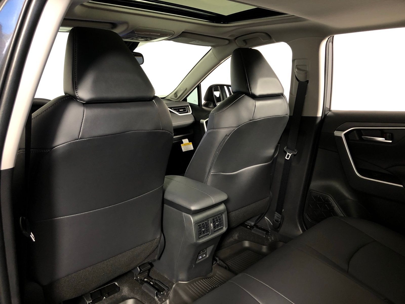 2025 Toyota RAV4 XLE Premium 20