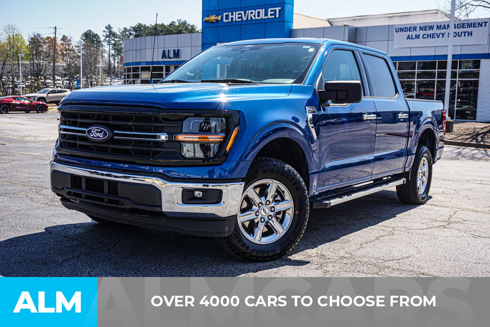 Used 2025 Blue Ford XLT image 3