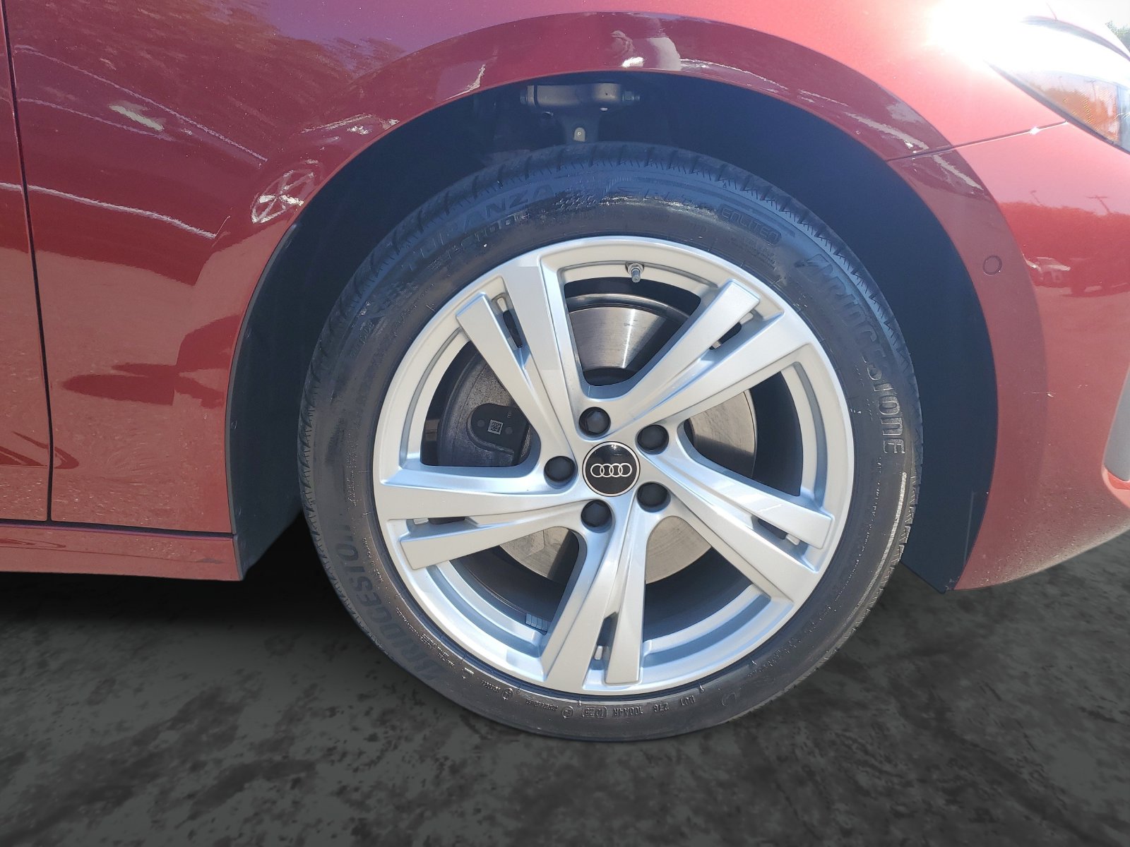 Vehicle photo