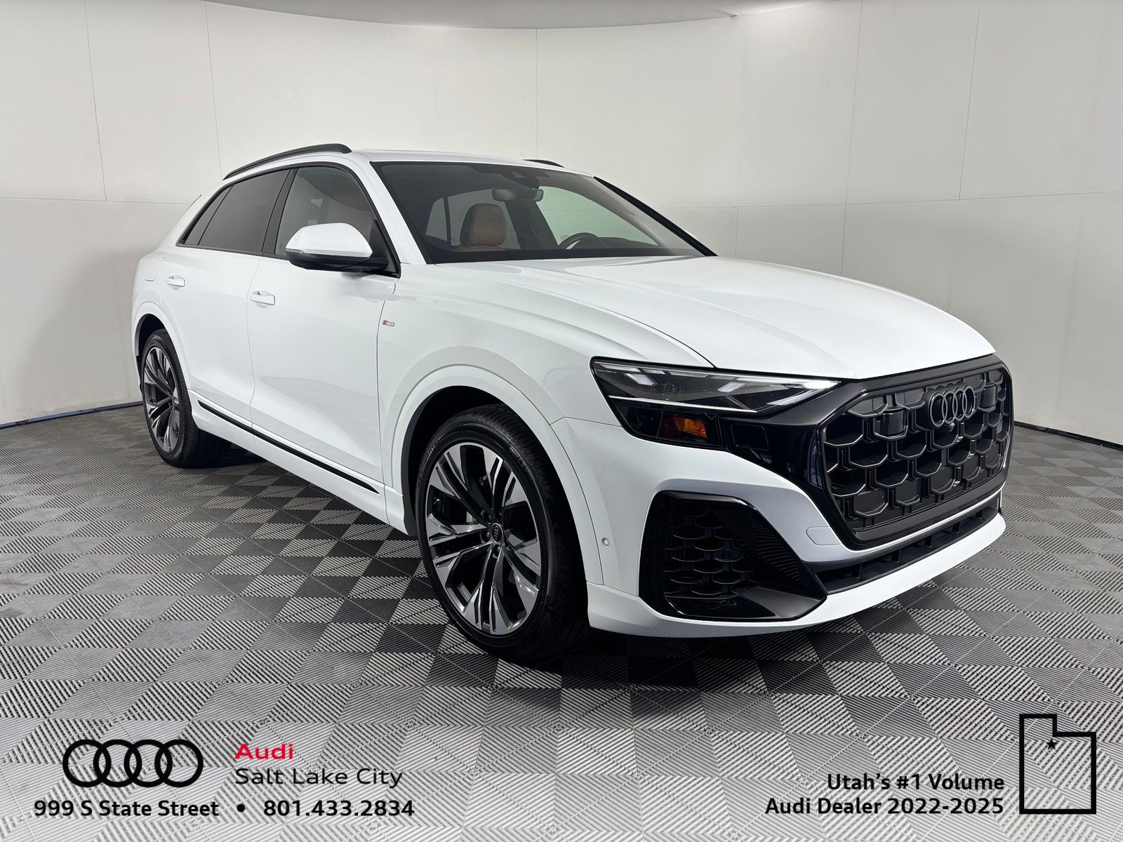 Glacier White Metallic 2026 Audi Q8 SUV / Crossover All-Wheel Drive 8-Speed Automatic