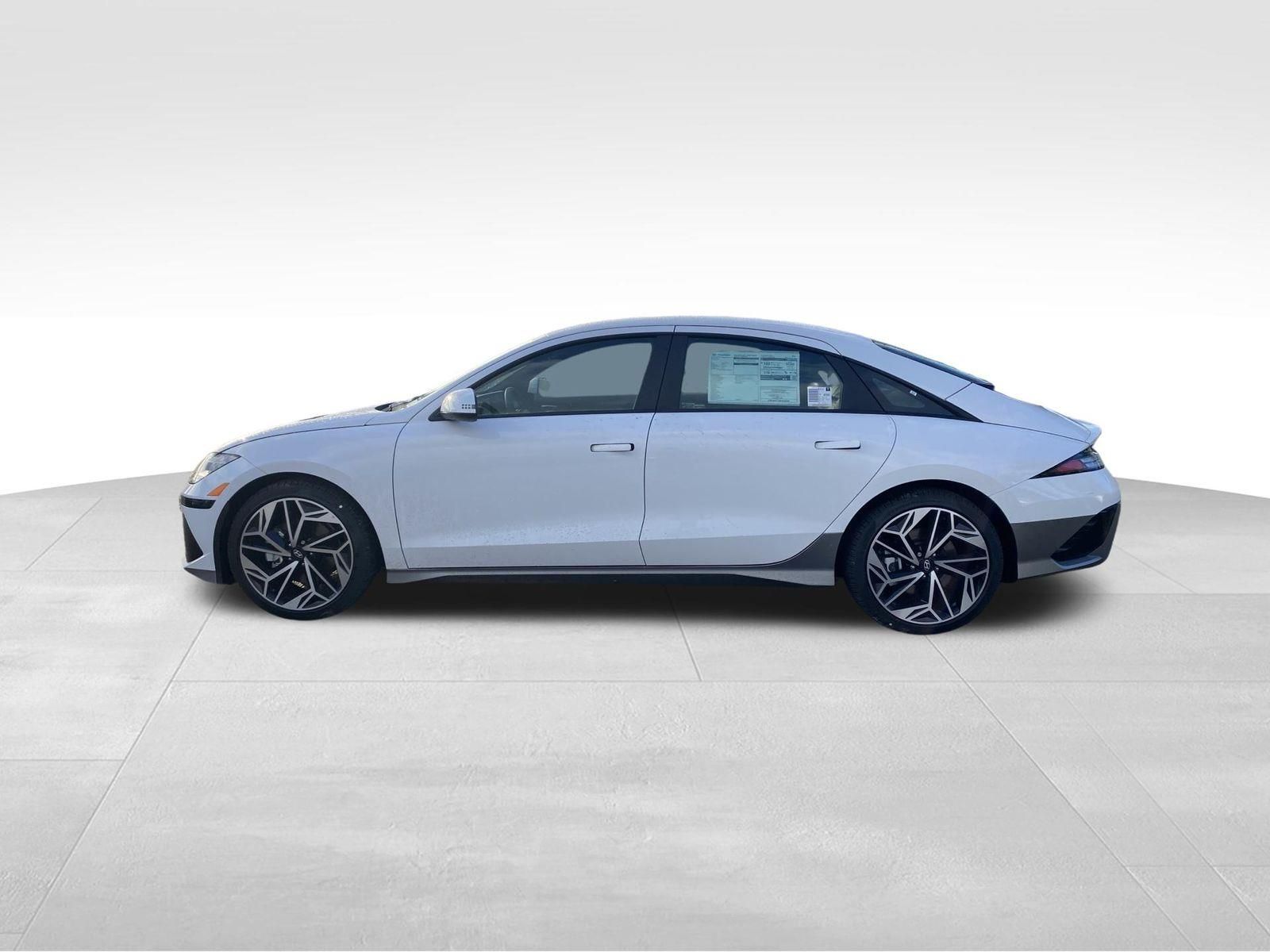 2023 Hyundai IONIQ 6 SEL 8