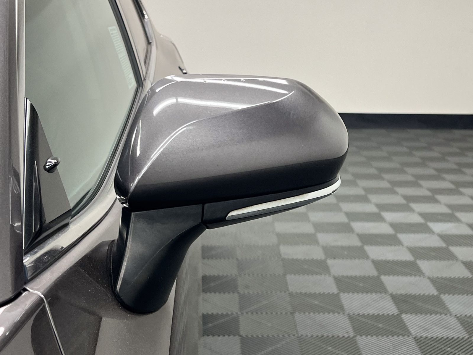 used 2020 Toyota Camry Hybrid car, priced at $24,688