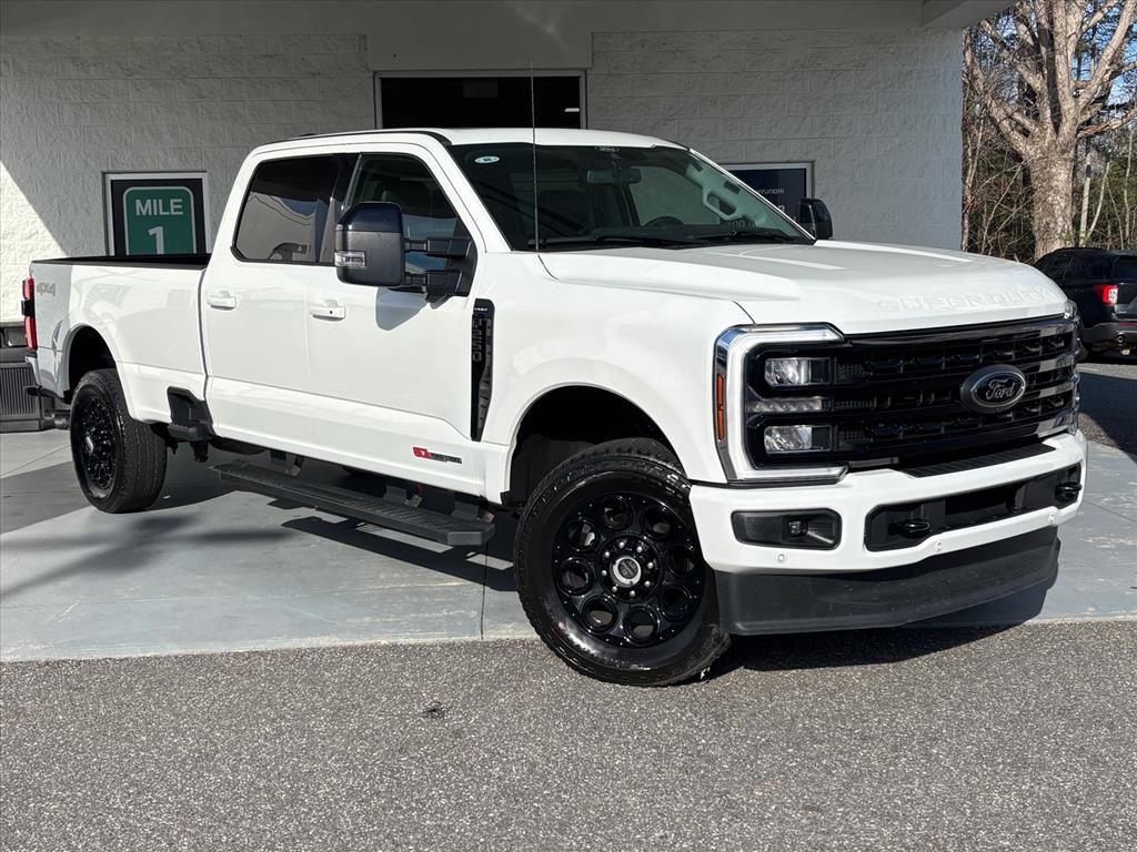 2024 Ford F-250 Super Duty Lariat Crew Cab 4WD