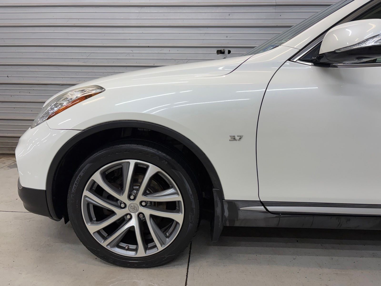 Photo 4 of 2017 INFINITI QX50 Base