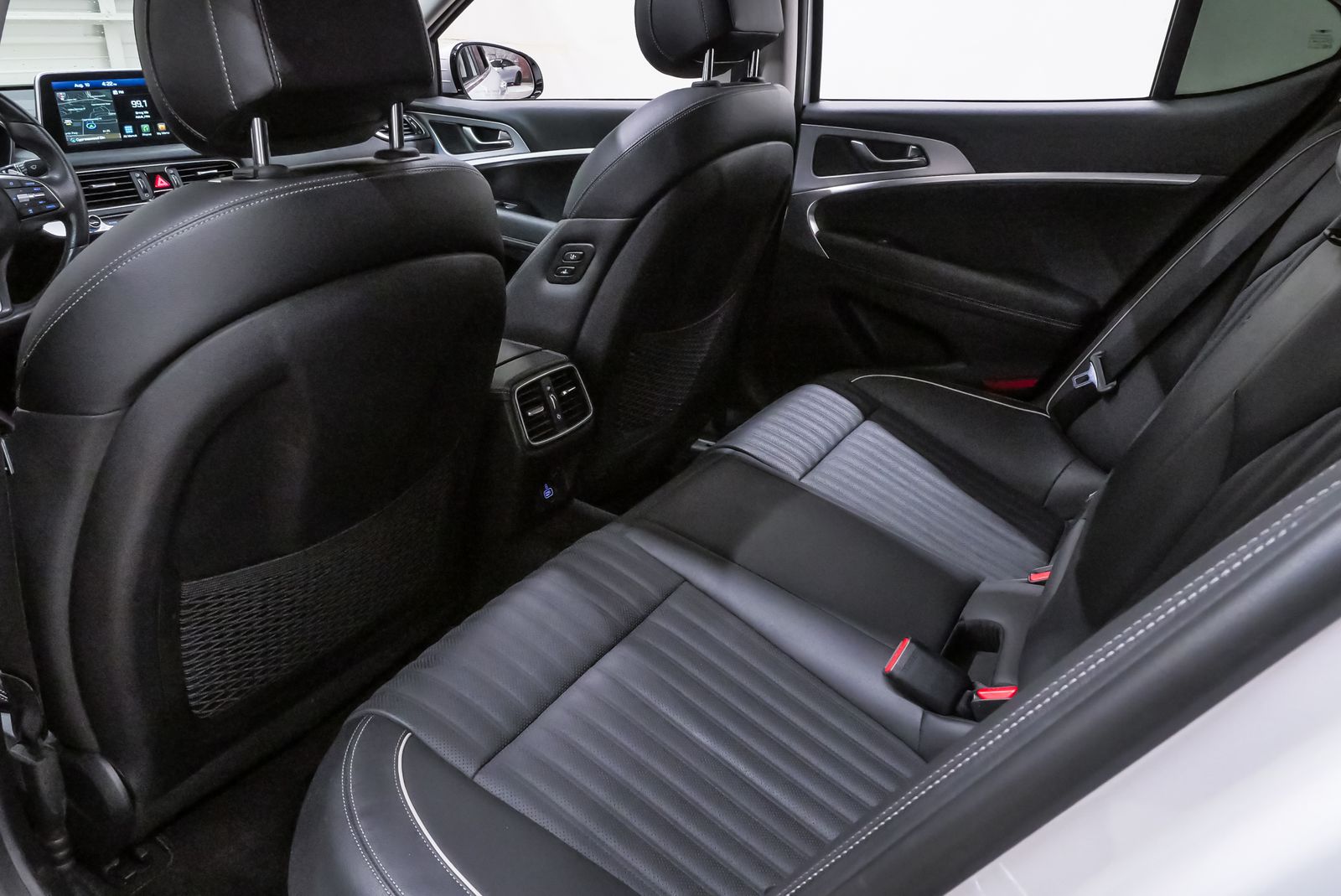 2019 Genesis G70 2.0T Advanced Silver at Autostrade