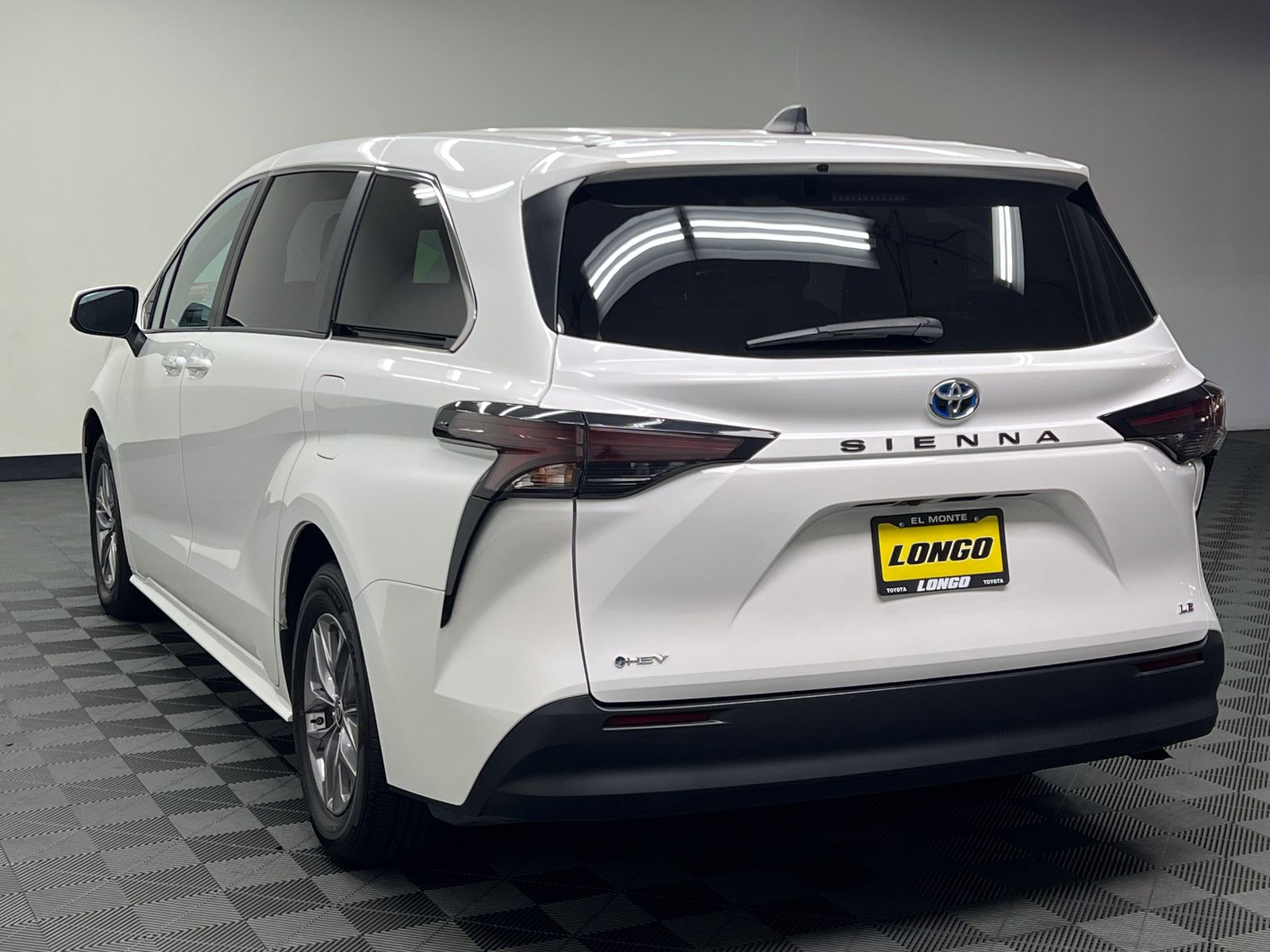 used 2025 Toyota Sienna car, priced at $40,388