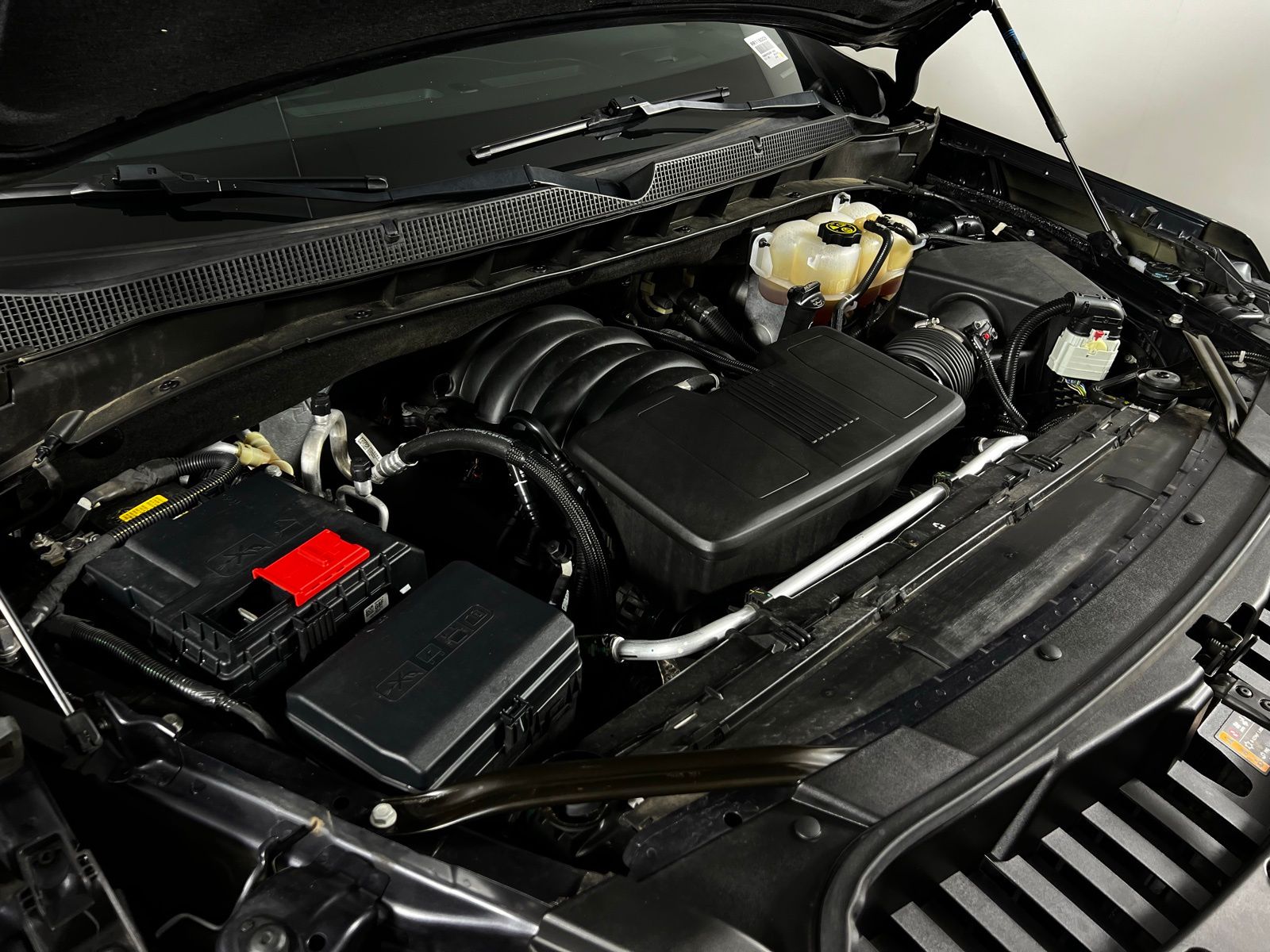 Thumbnail: 2024 Chevrolet Tahoe - 10