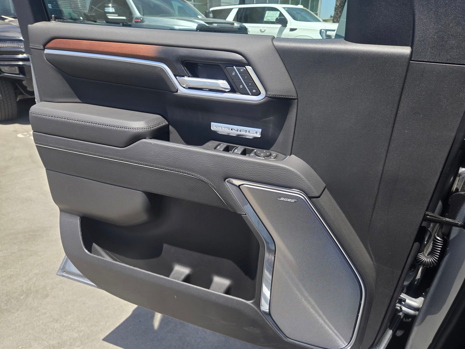 2026 GMC Sierra 1500 Denali - Photo 13