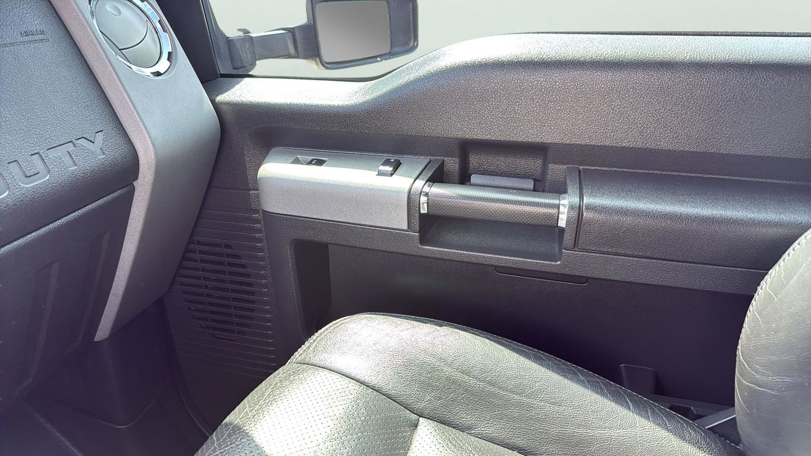 Used Car 2013 Ford F-250sd  Lariat For Sale Under $35,000 In Austin, Texas