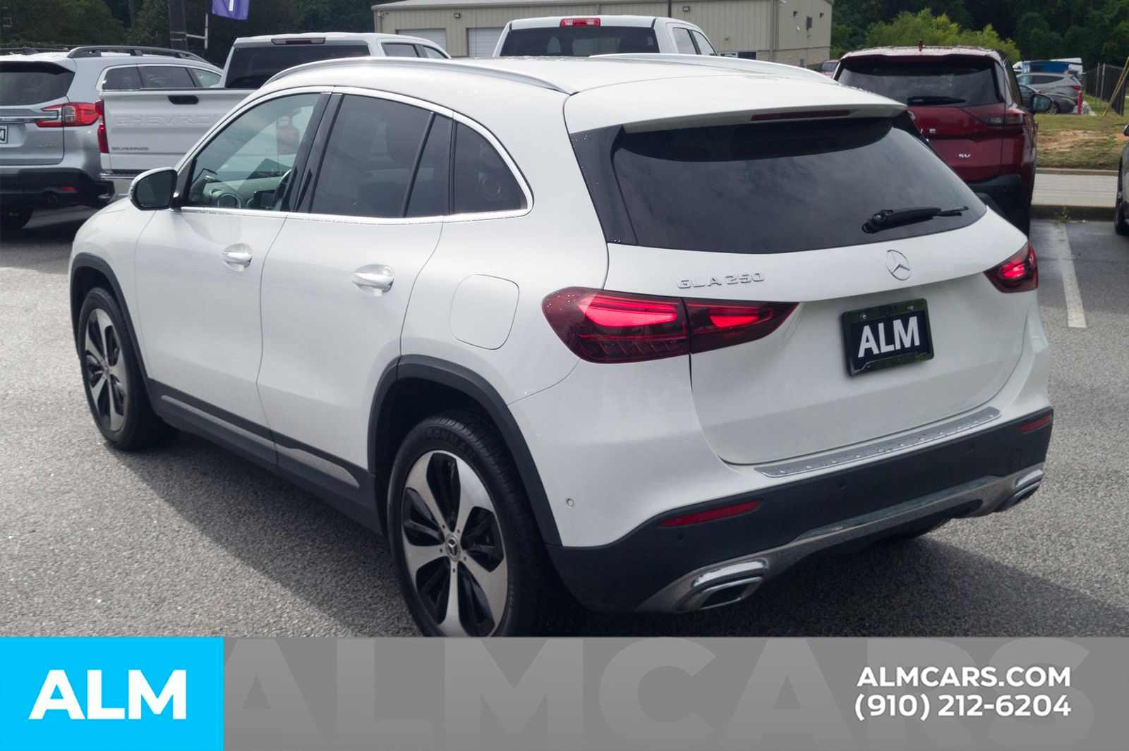 Used 2025 Polar White Mercedes-Benz GLA 250 image 10