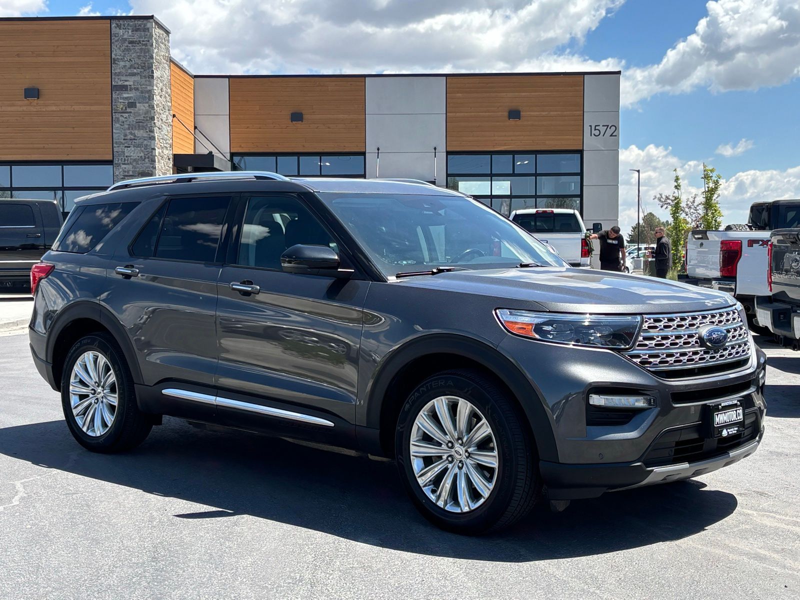 2020 Ford Explorer Limited 4WD's photo