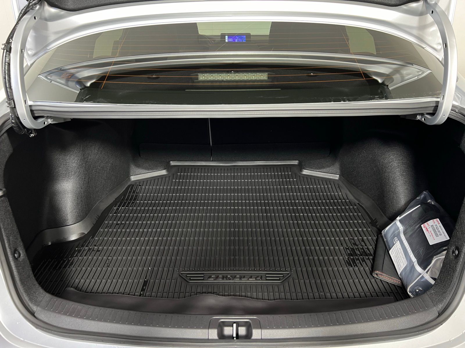 Thumbnail: 2026 Toyota Corolla - 18