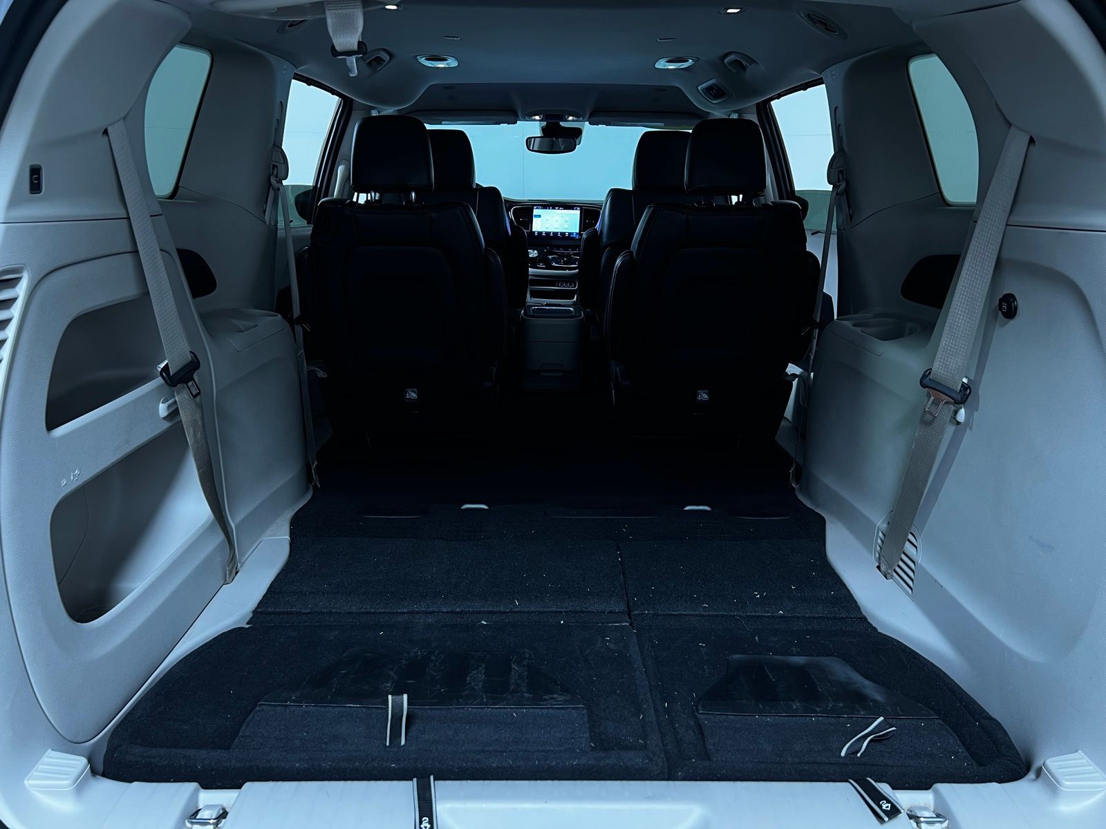 Thumbnail: 2024 Chrysler Pacifica - 29