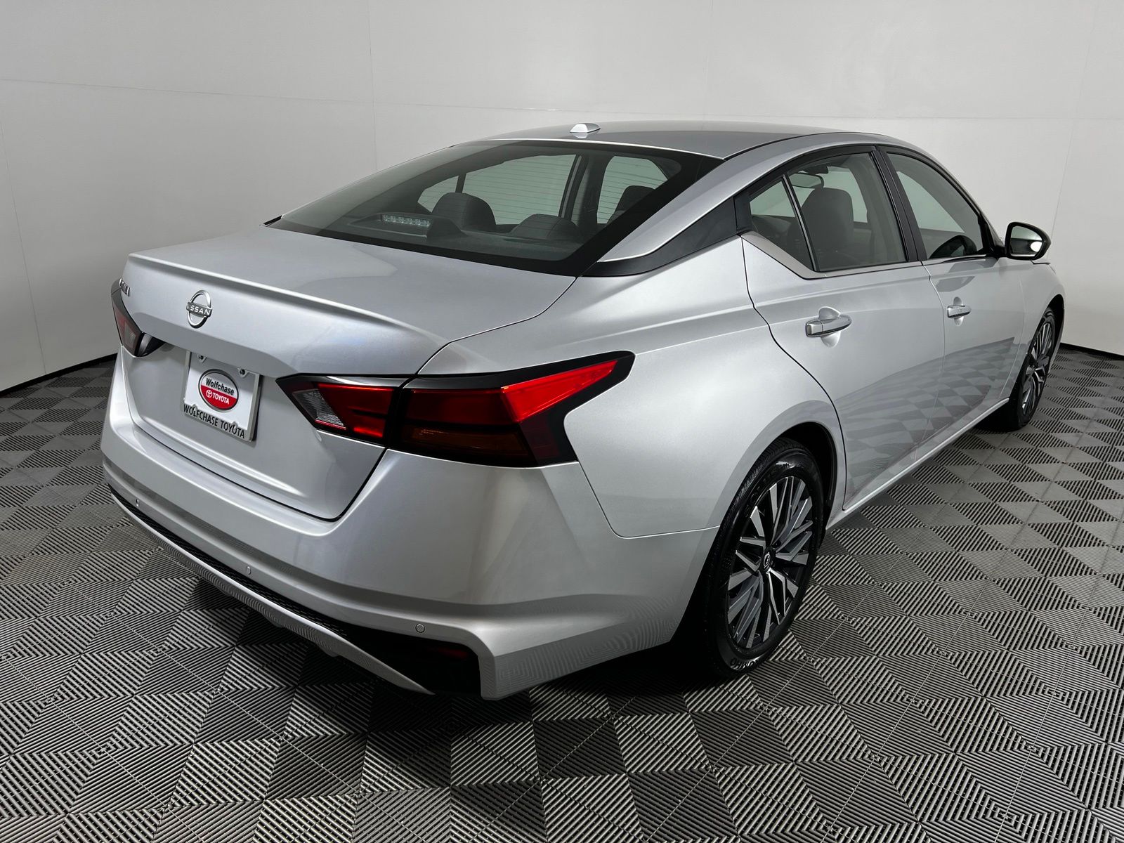 Thumbnail: 2025 Nissan Altima - 5