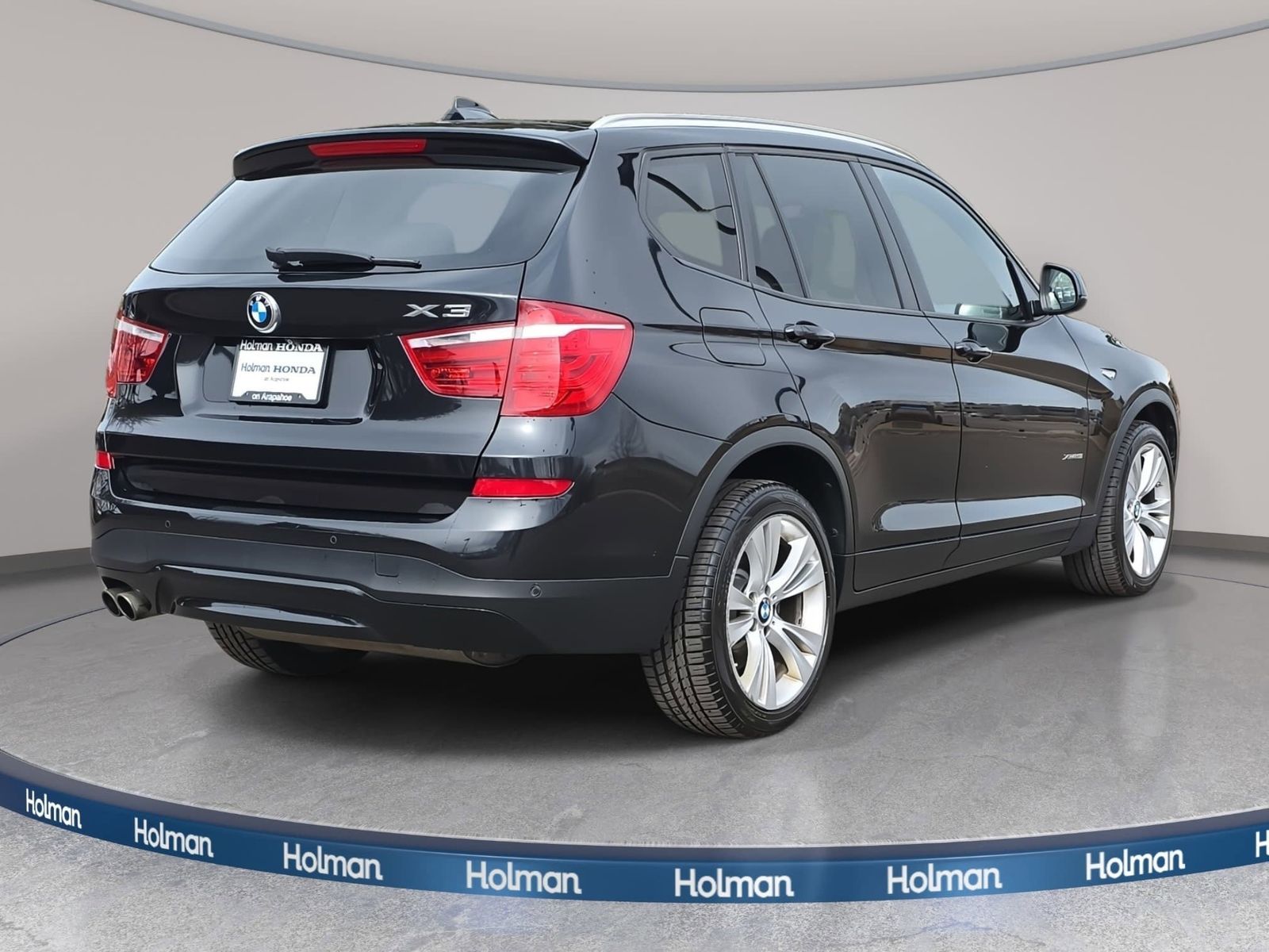 View vehicle photo 7