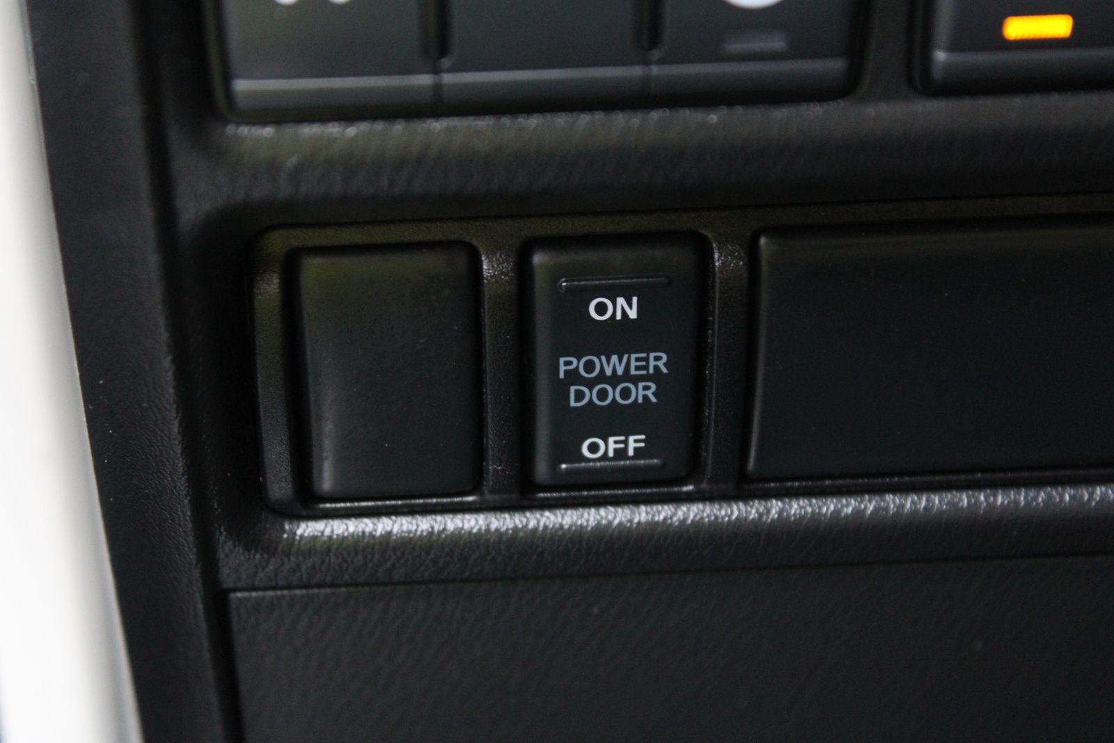 Used 2024 Gray INFINITI Premium Select image 19