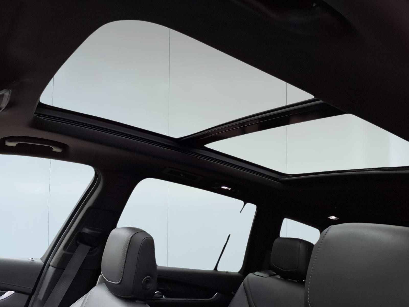 2020 Cadillac XT6 Premium Luxury White at Tom Peacock Cadillac