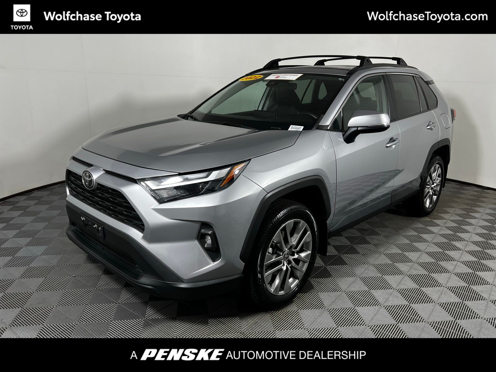 Thumbnail: 2022 Toyota RAV4 - 1