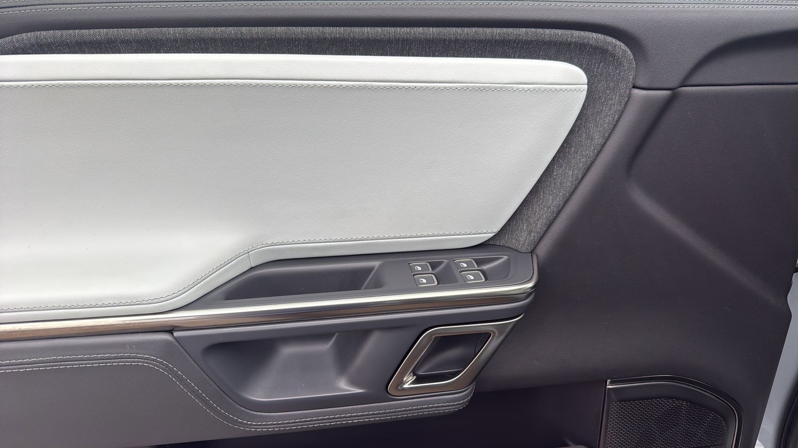 Used Car 2023 Rivian R1s  Adventure For Sale Under $60,000 In Austin, Texas