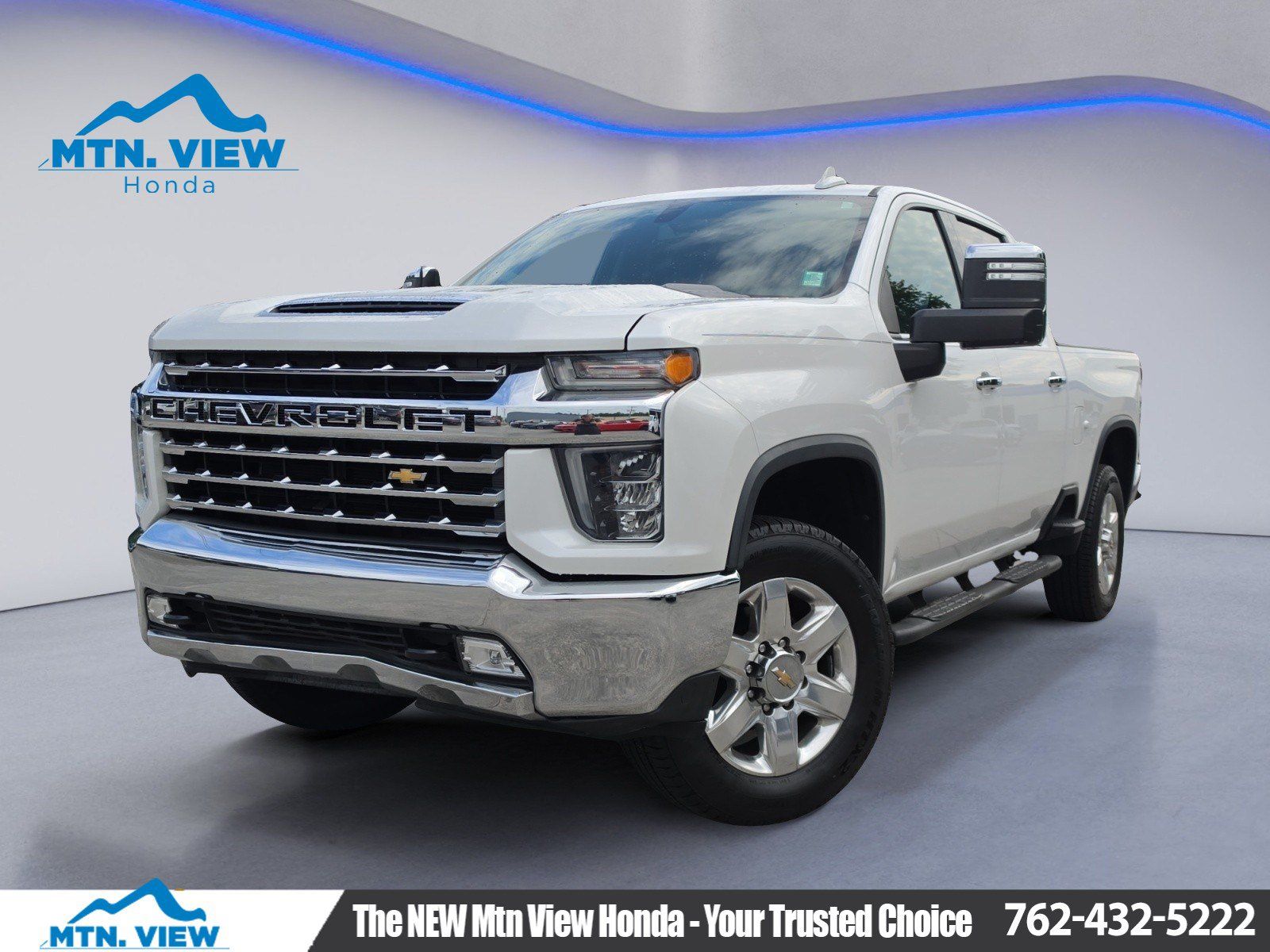 White (Iridescent Pearl Tricoat) 2021 Chevrolet Silverado 2500HD Pickup Truck 4X2 6-Speed Automatic