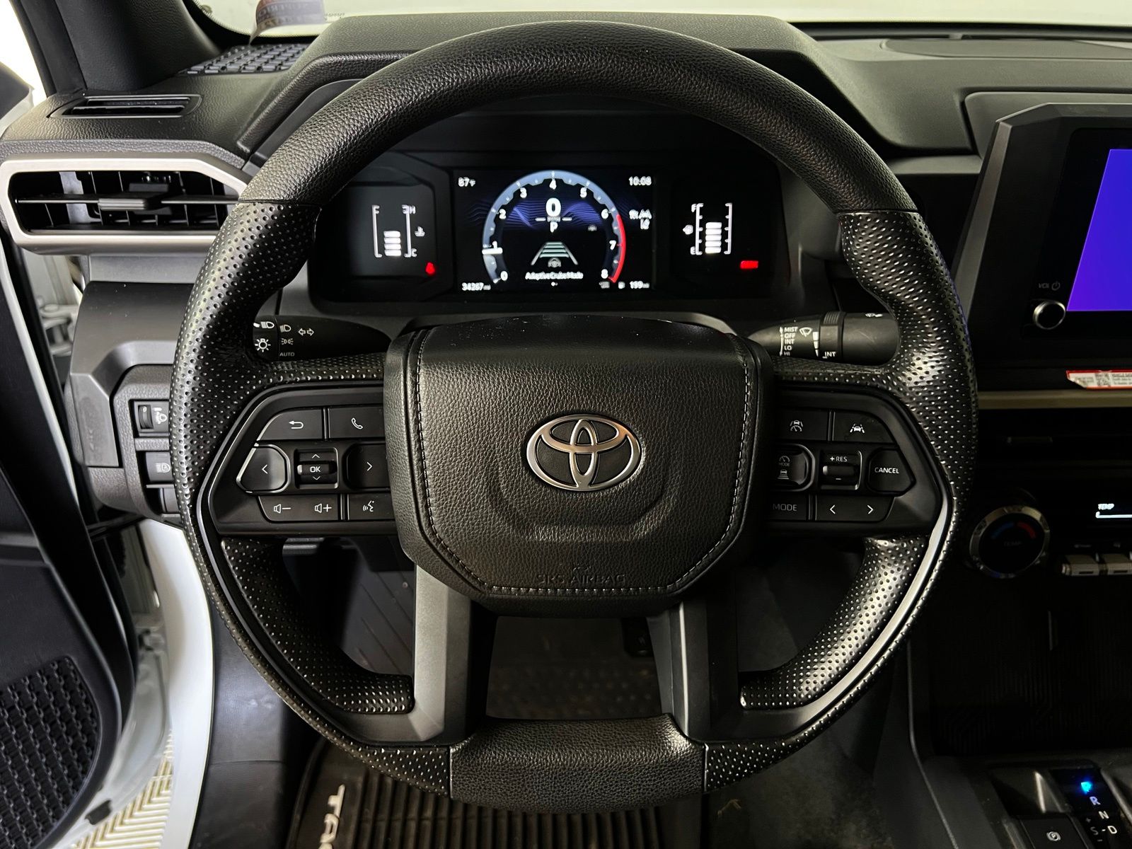 Thumbnail: 2025 Toyota Tacoma - 9