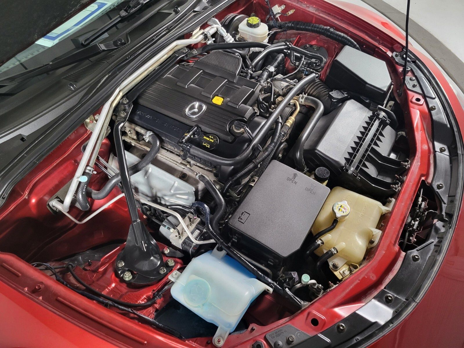 2006 Mazda Miata Base 9