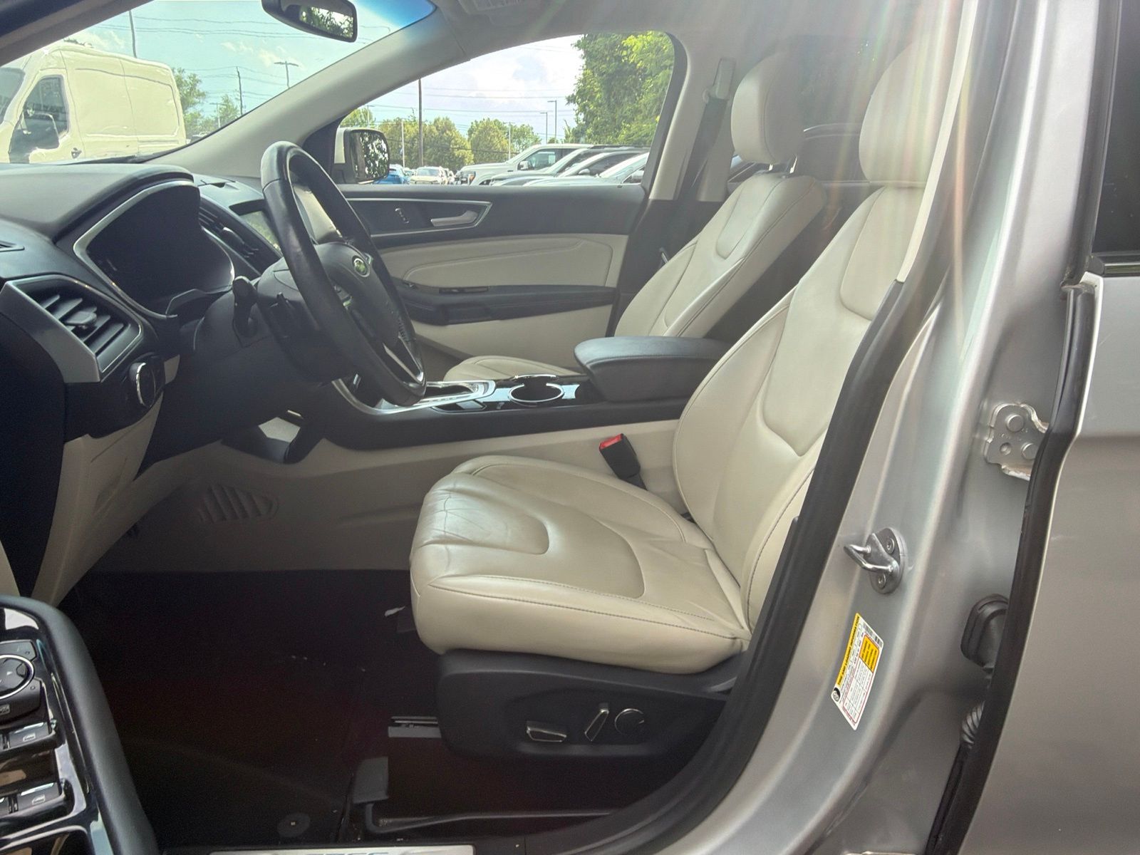 Used 2017 Ingot Silver Metallic Ford Titanium image 9