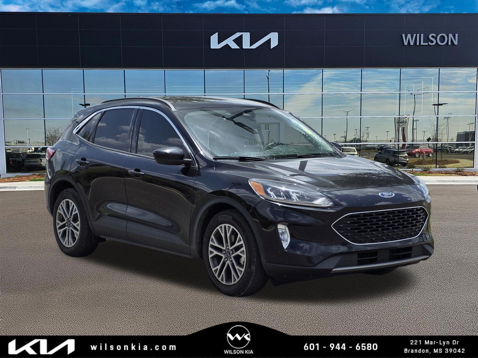 Black Metallic 2022 Ford Escape SUV / Crossover Front-Wheel Drive 8-Speed Automatic