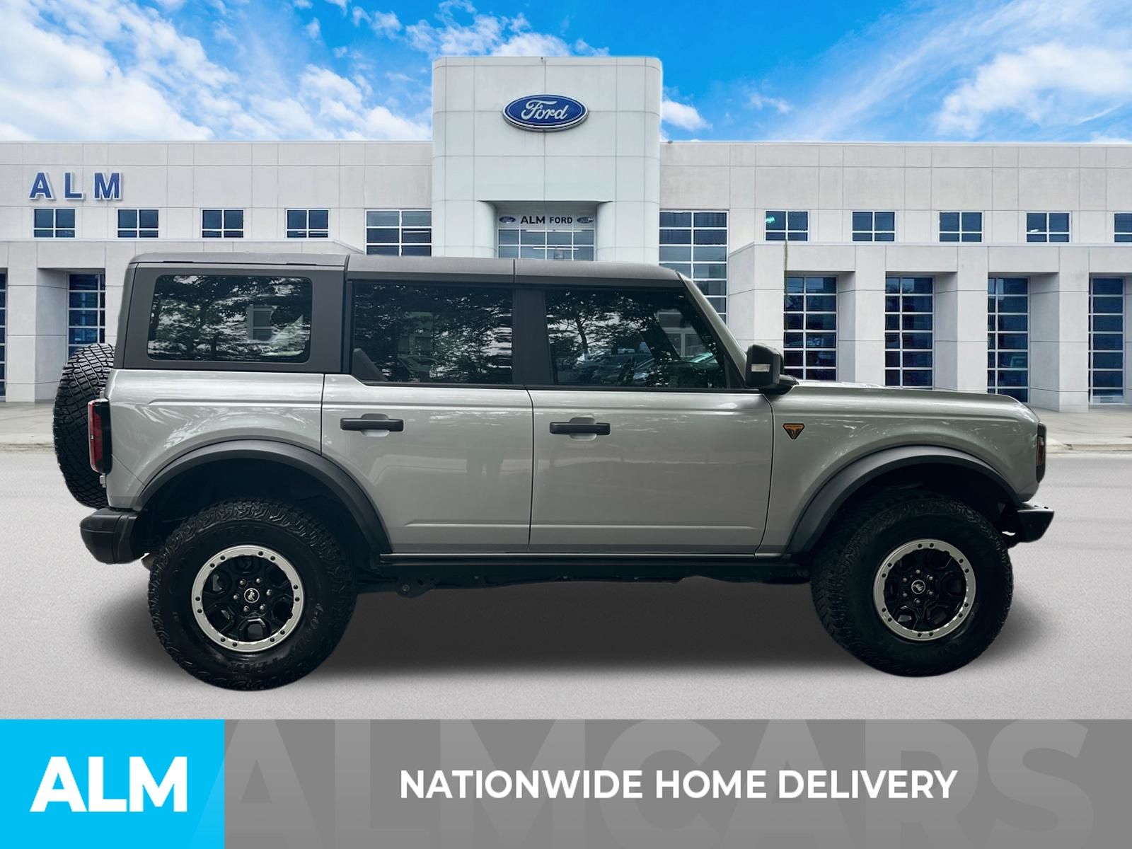 Used 2021 Silver Ford Badlands image 4