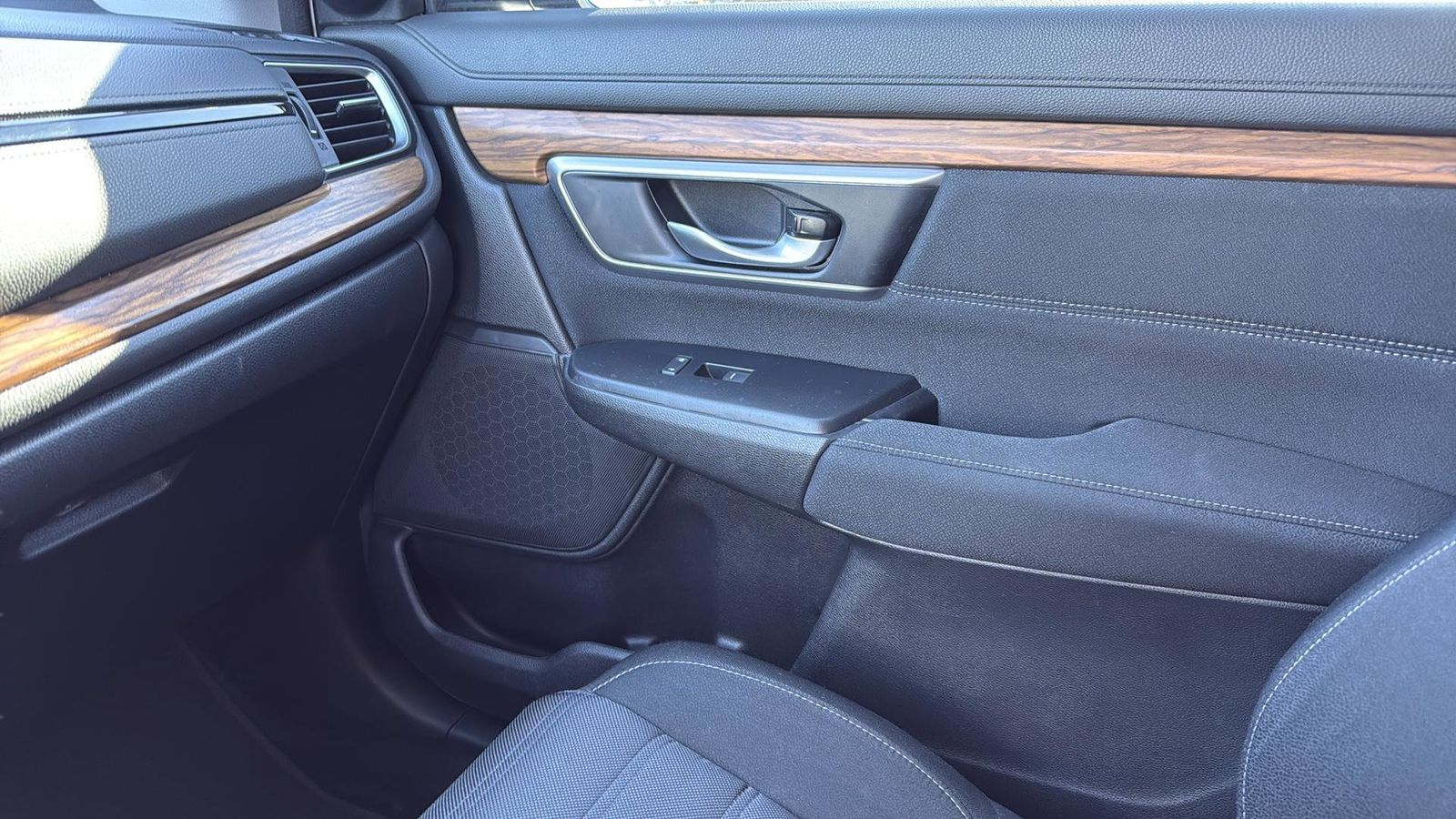 Used Car 2022 Honda Cr-v  Ex For Sale Under $25,000 In Austin, Texas