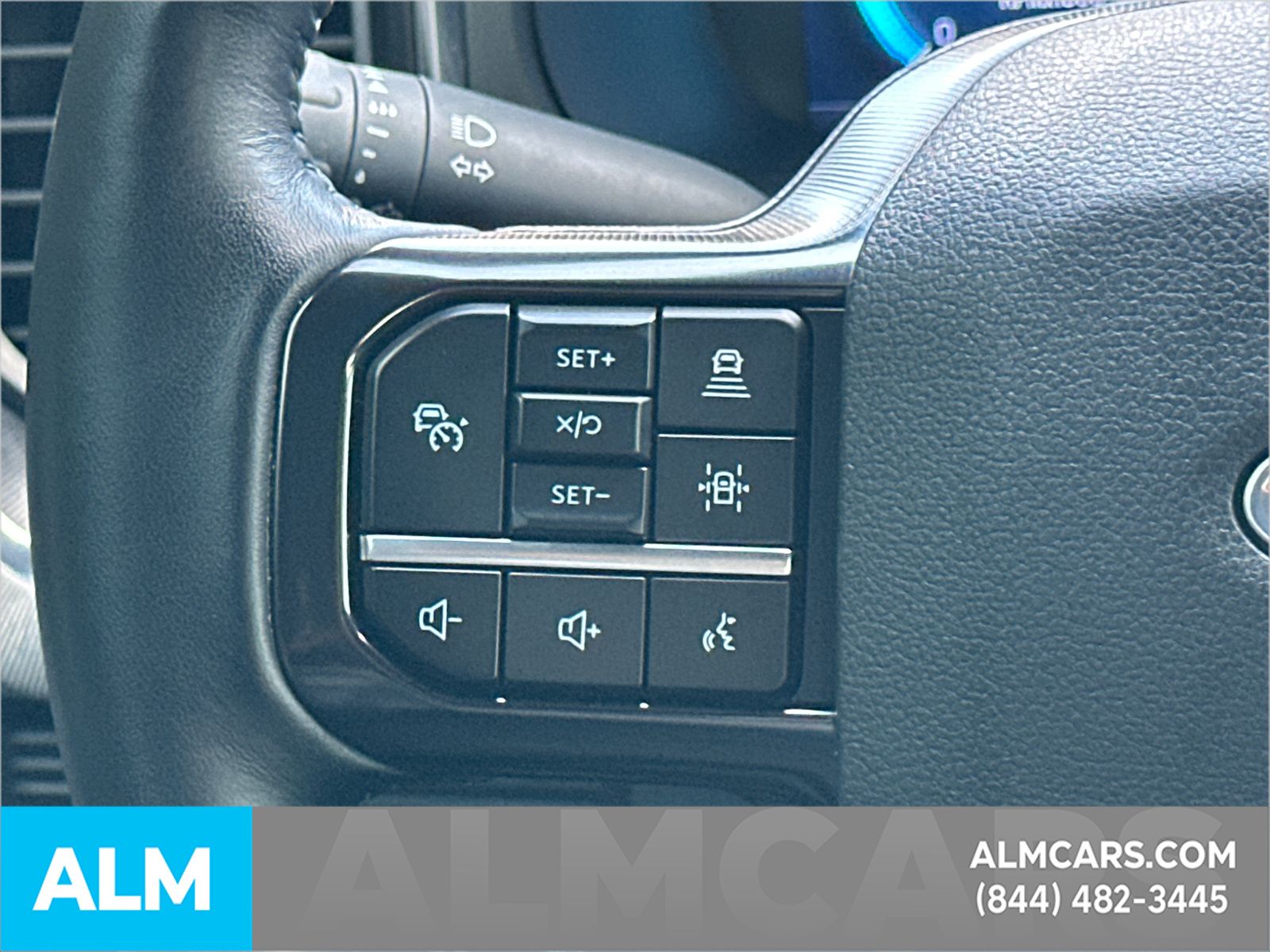 Used 2025 Black Ford Platinum image 27