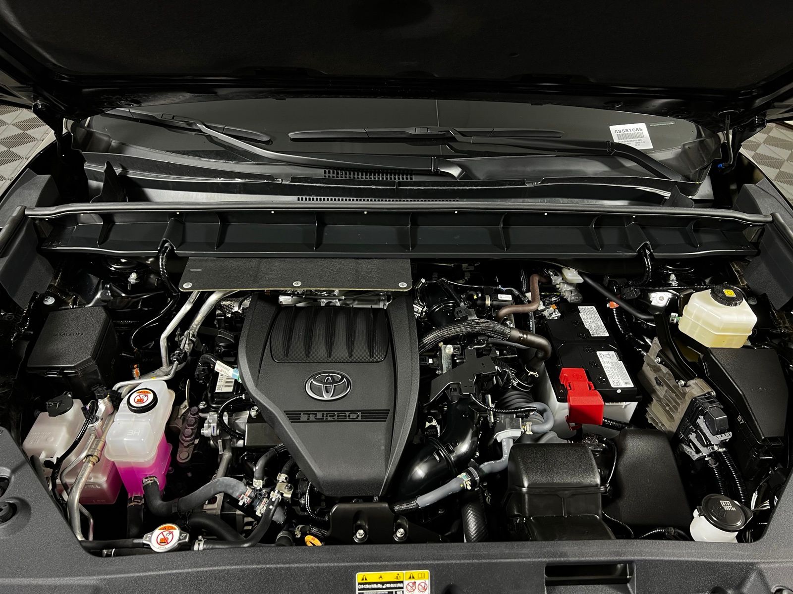 Thumbnail: 2025 Toyota Highlander - 9