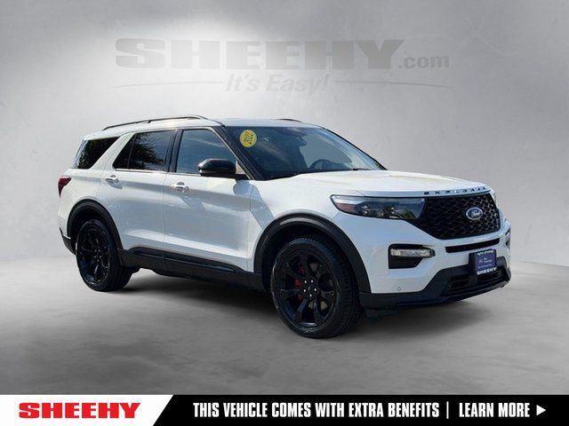 2022 Ford Explorer ST 4WD's photo
