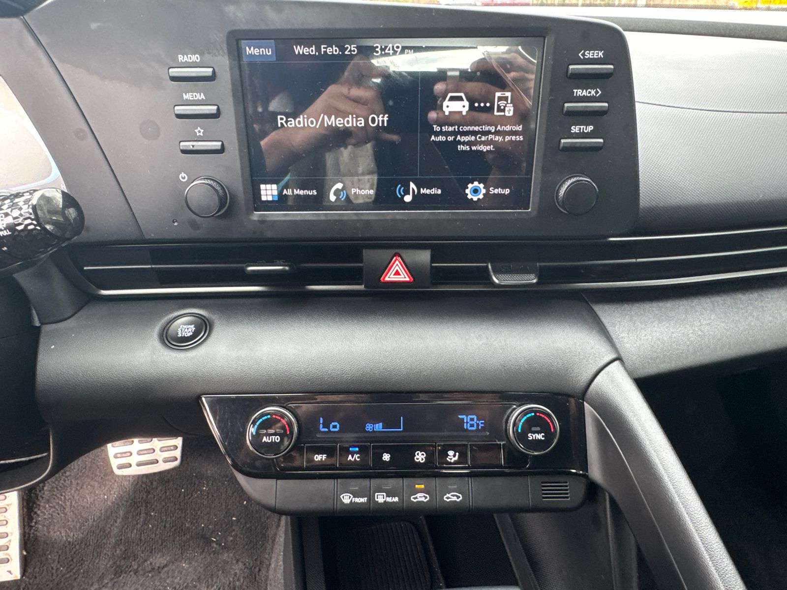 Certified Used 2025 Fluid Metal Hyundai SEL Sport image 28