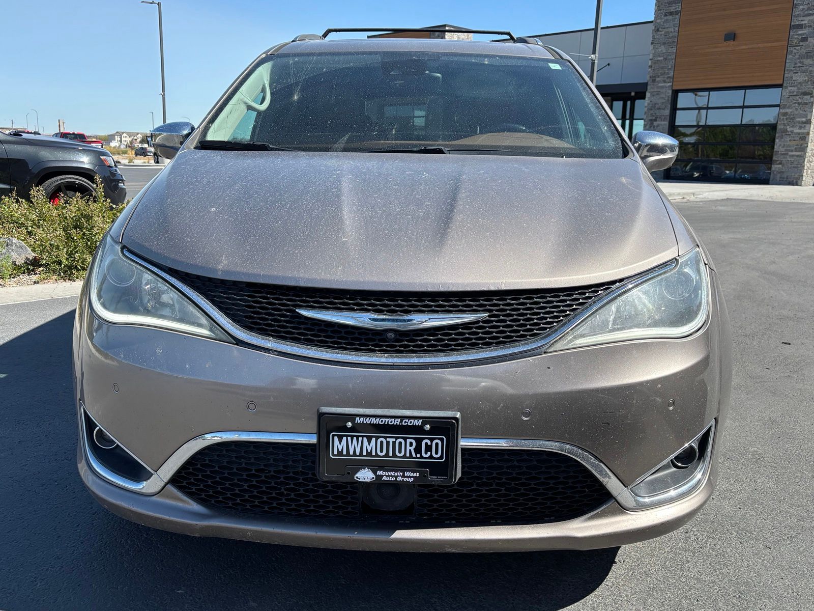 Used 2017 Chrysler Pacifica Limited with VIN 2C4RC1GG4HR616454 for sale in North Logan, UT
