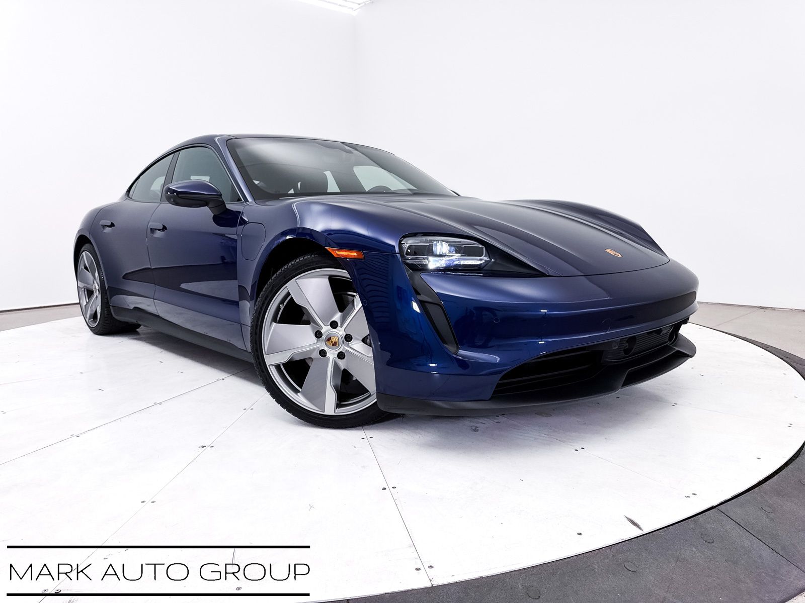 2022 Porsche Taycan Base